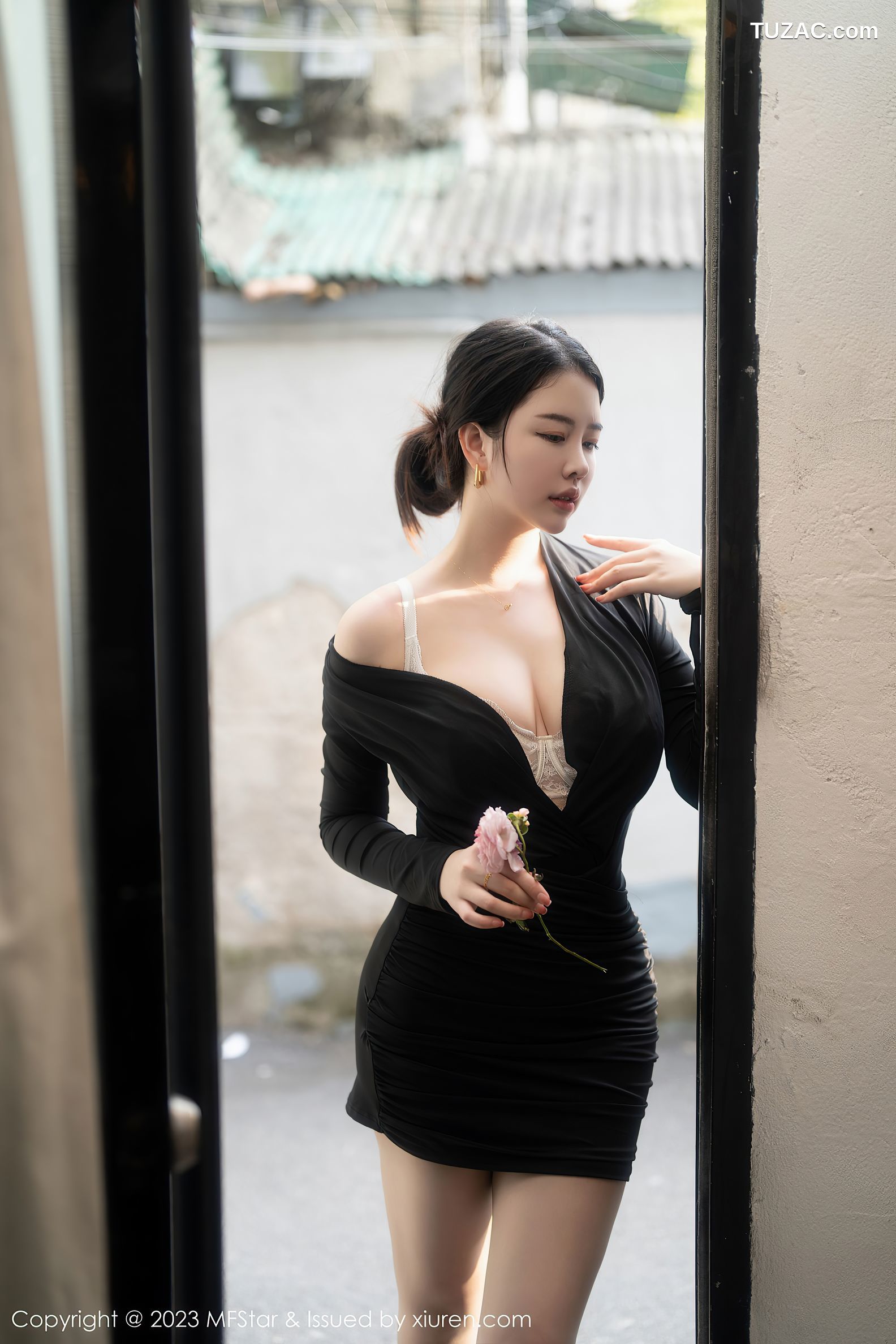 MFStar模范学院-596-樱桃小犊子-黑色低胸服超薄魅惑黑丝