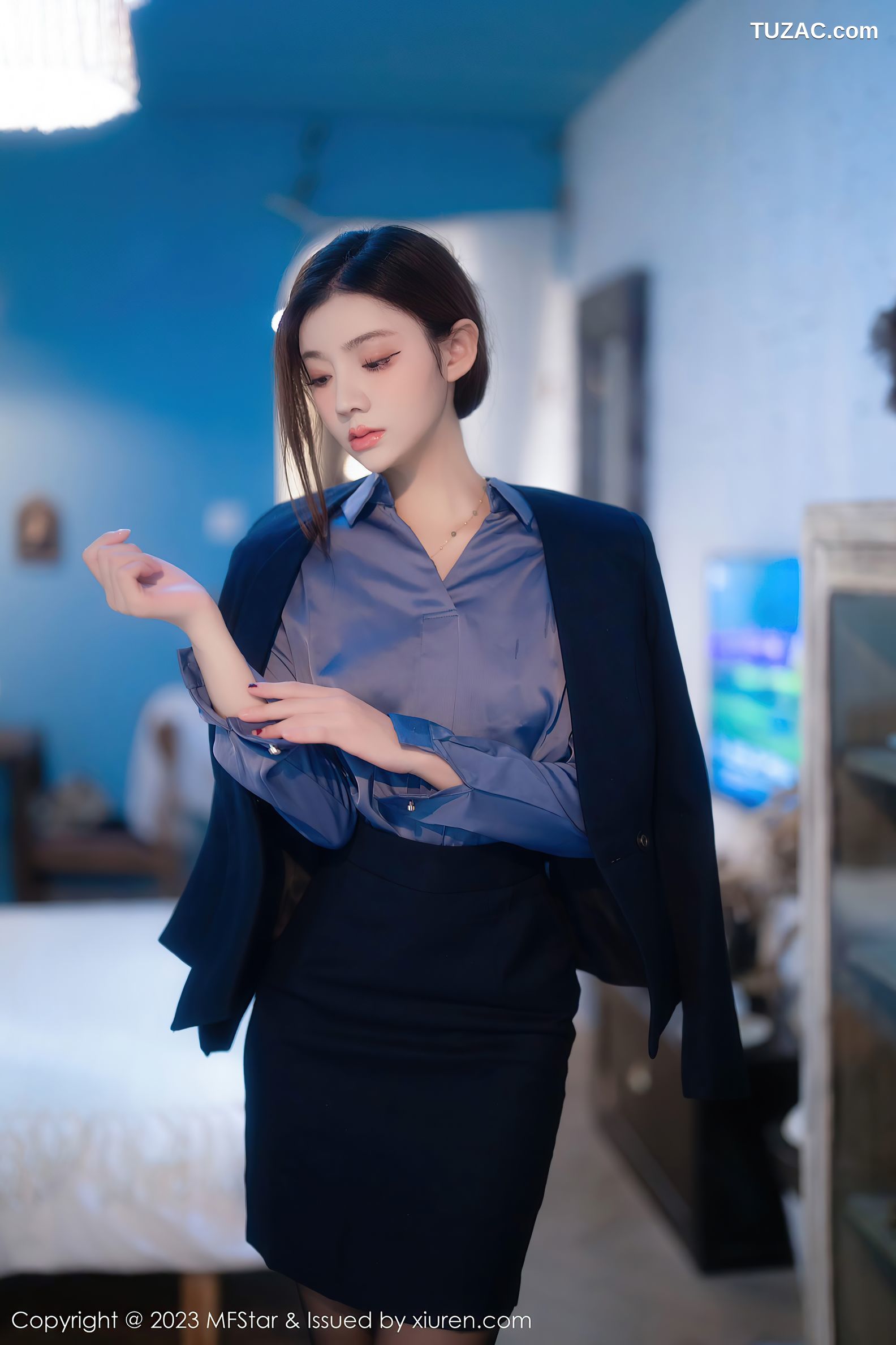 MFStar模范学院-610-加朵babe-黑色短裙-魅惑黑丝