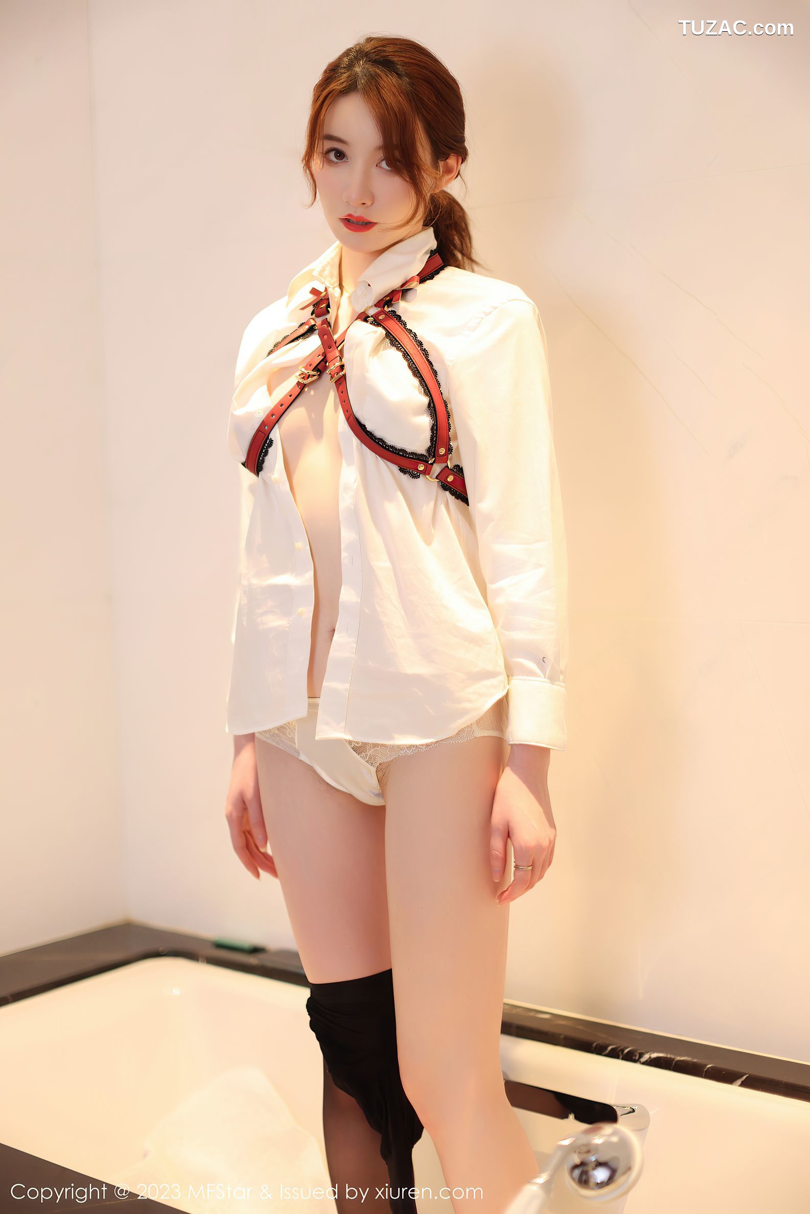 MFStar模范学院-615-yoo优优-情趣白衬衫黑色短裙