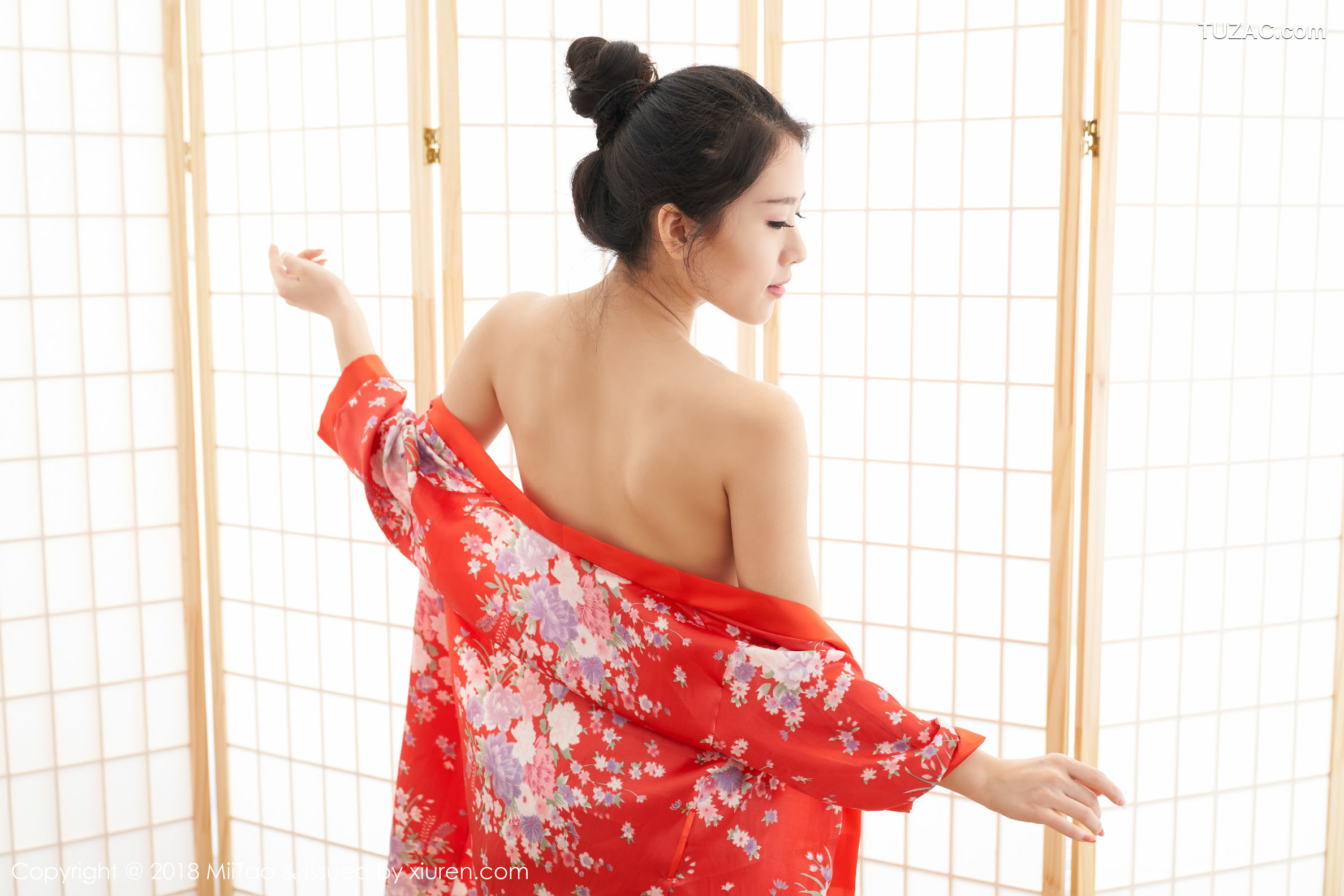 MiiTao蜜桃社-095-艺校美女模特千叶-真空和服浴衣