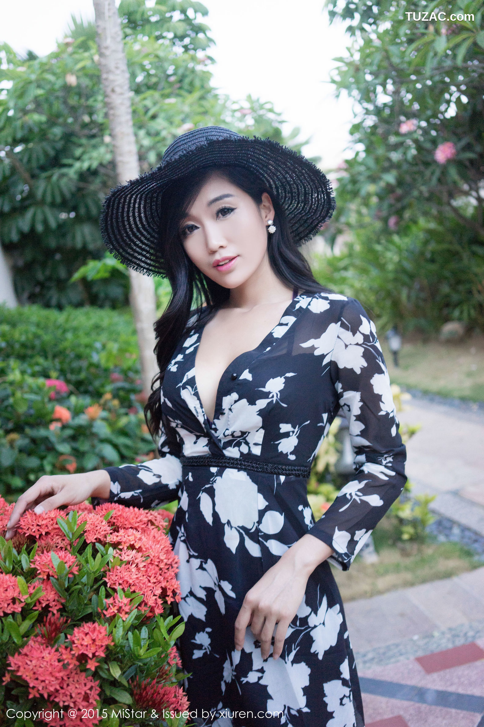 MiStar魅妍社-027-Ashely丽丽-《情趣睡衣-比基尼-街拍》-2015.08.17