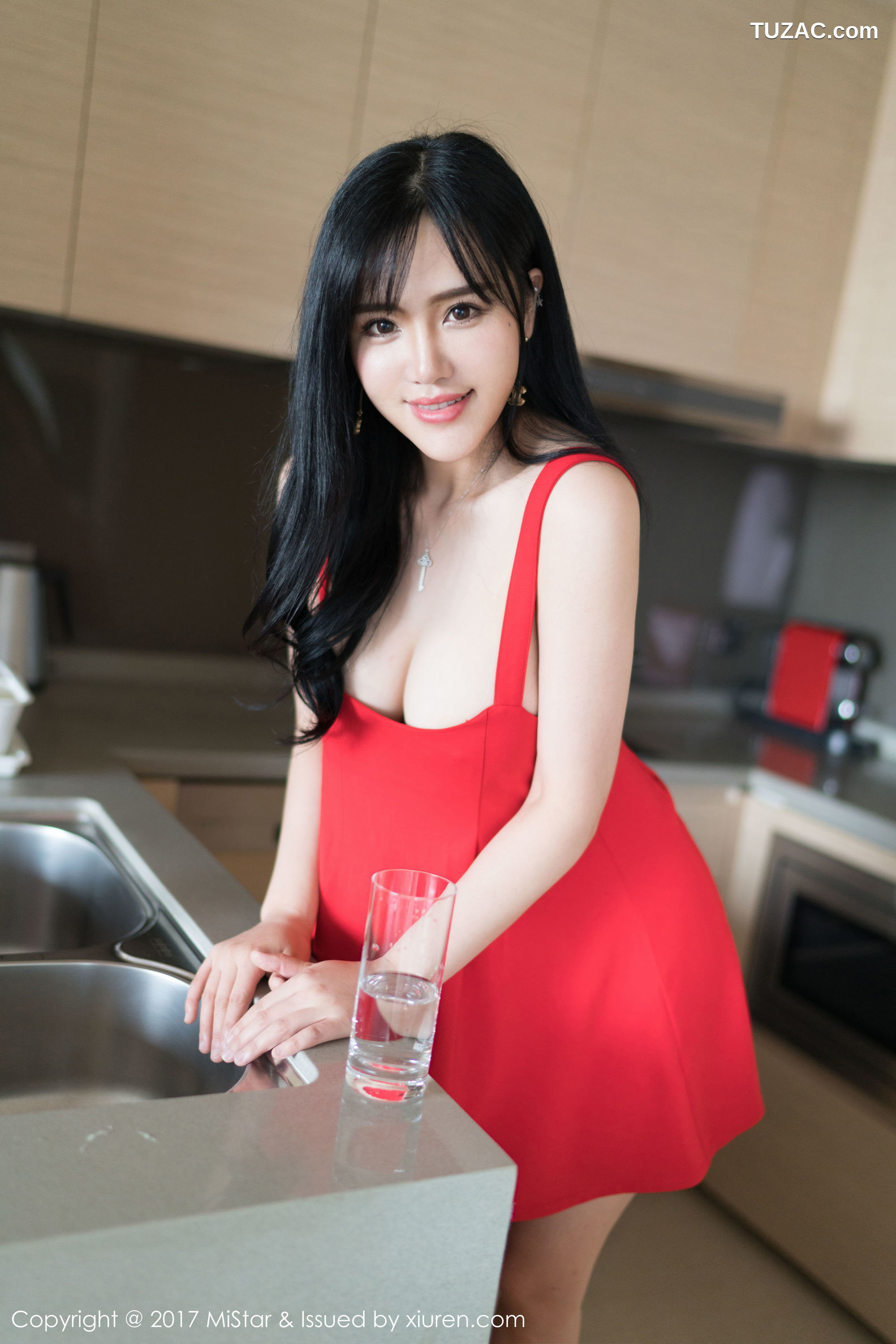 MiStar魅妍社-172-刘钰儿-《性感OL秘书系列》-2017.06.07