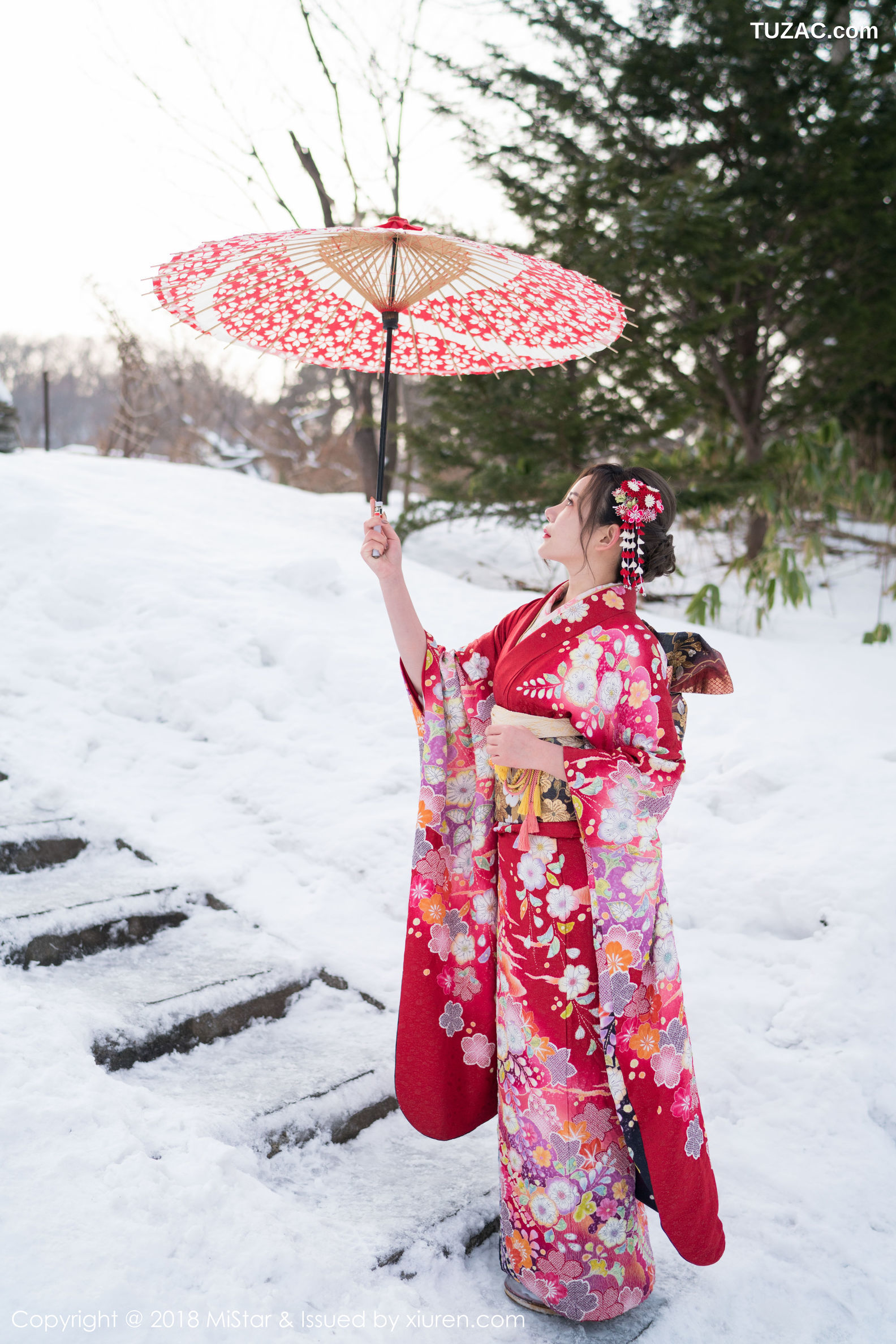 MiStar魅妍社-228-小奶昔Kyra-《白衬衫黑丝吊袜》-2018.06.15