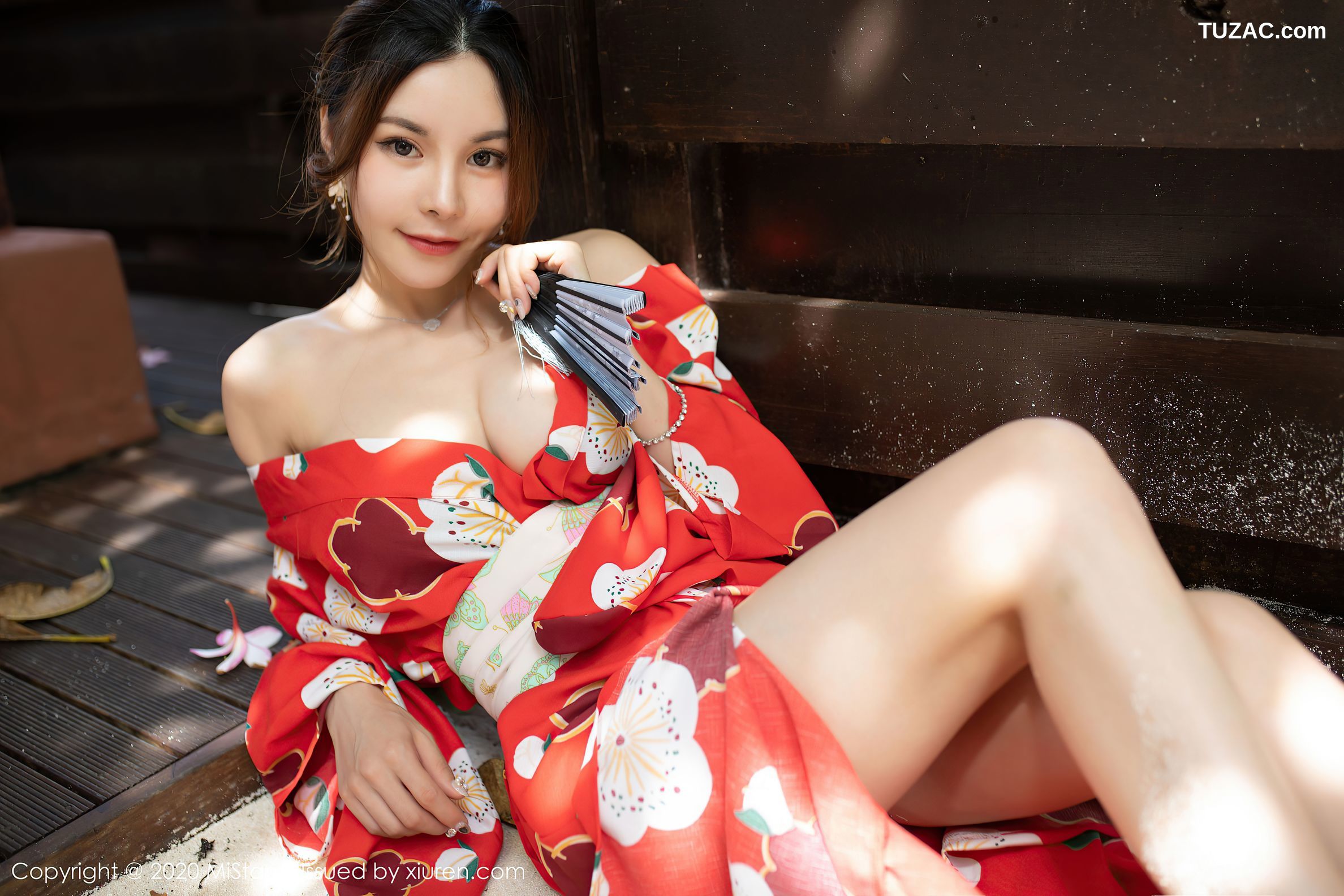 MiStar魅妍社-326-沈佳熹-红色和服酥胸美腿-2020.12.03