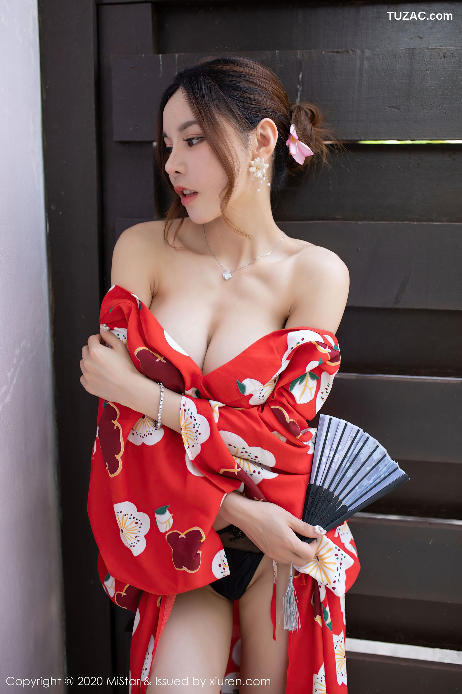 MiStar魅妍社-326-沈佳熹-红色和服酥胸美腿-2020.12.03