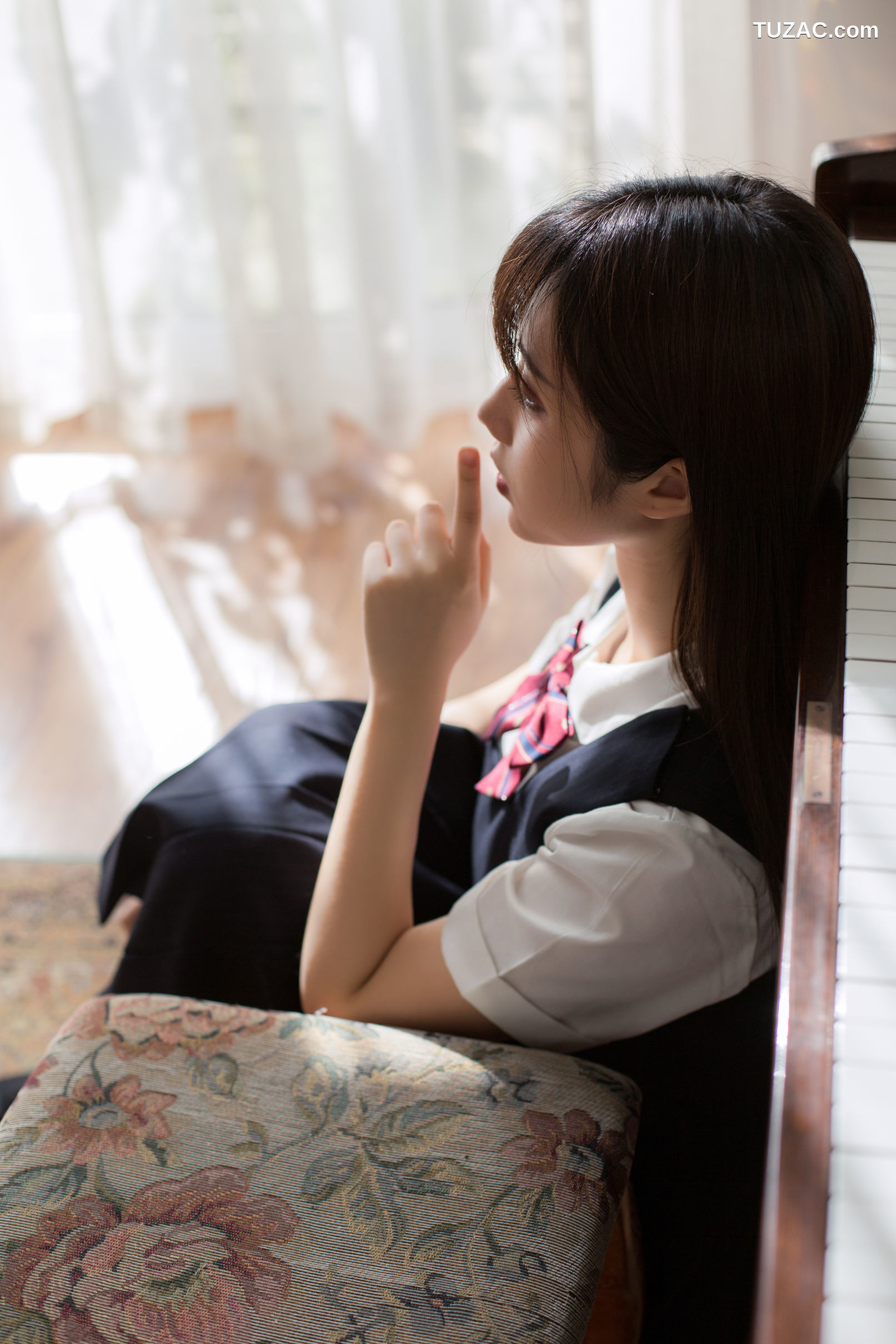 MTCos喵糖映画-Vol.004-《文静学妹》