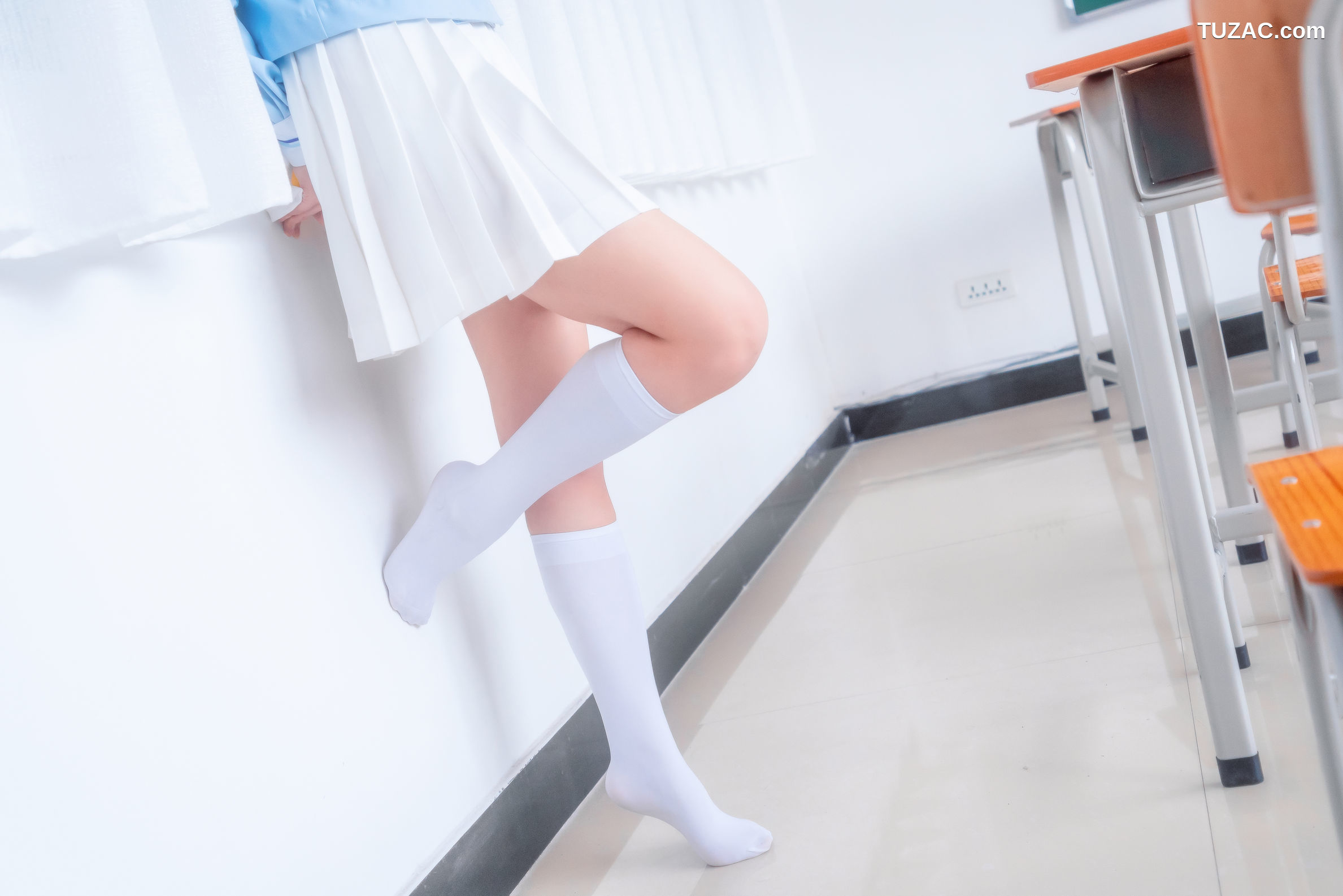 MTCos喵糖映画-Vol.009-《小黄鸭与白丝》