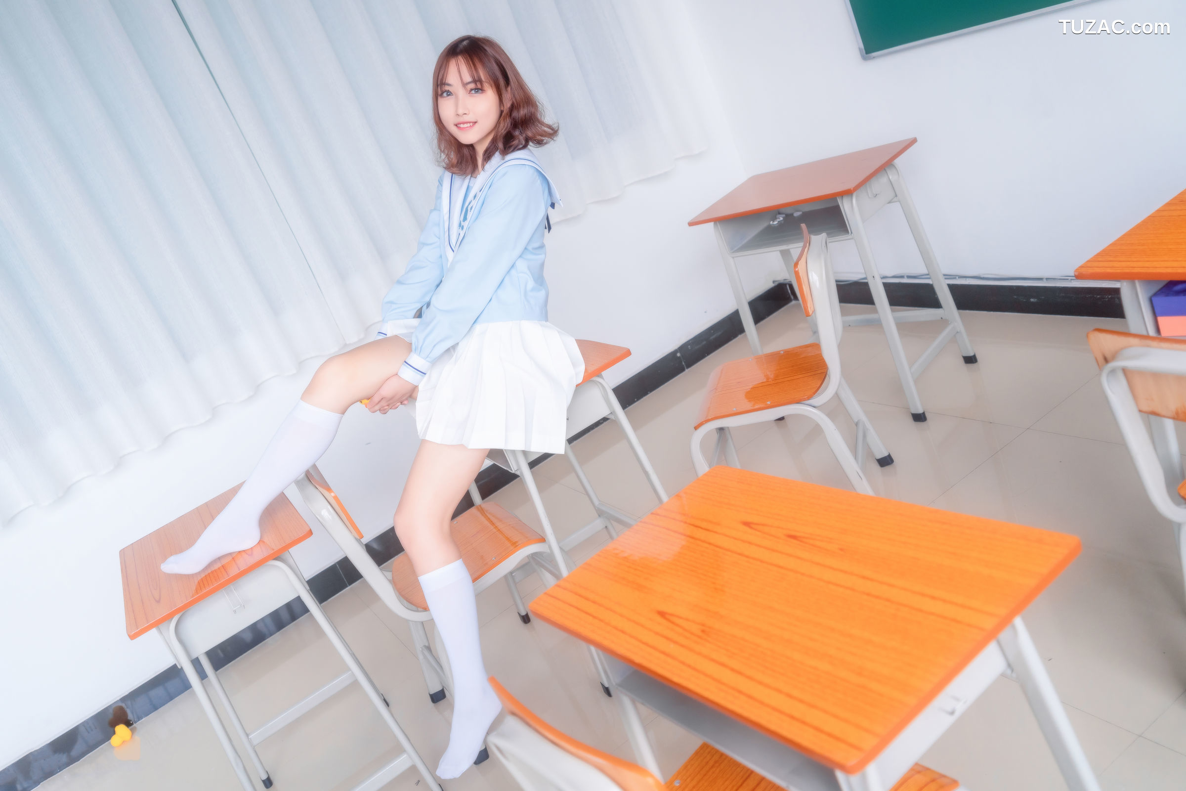 MTCos喵糖映画-Vol.009-《小黄鸭与白丝》