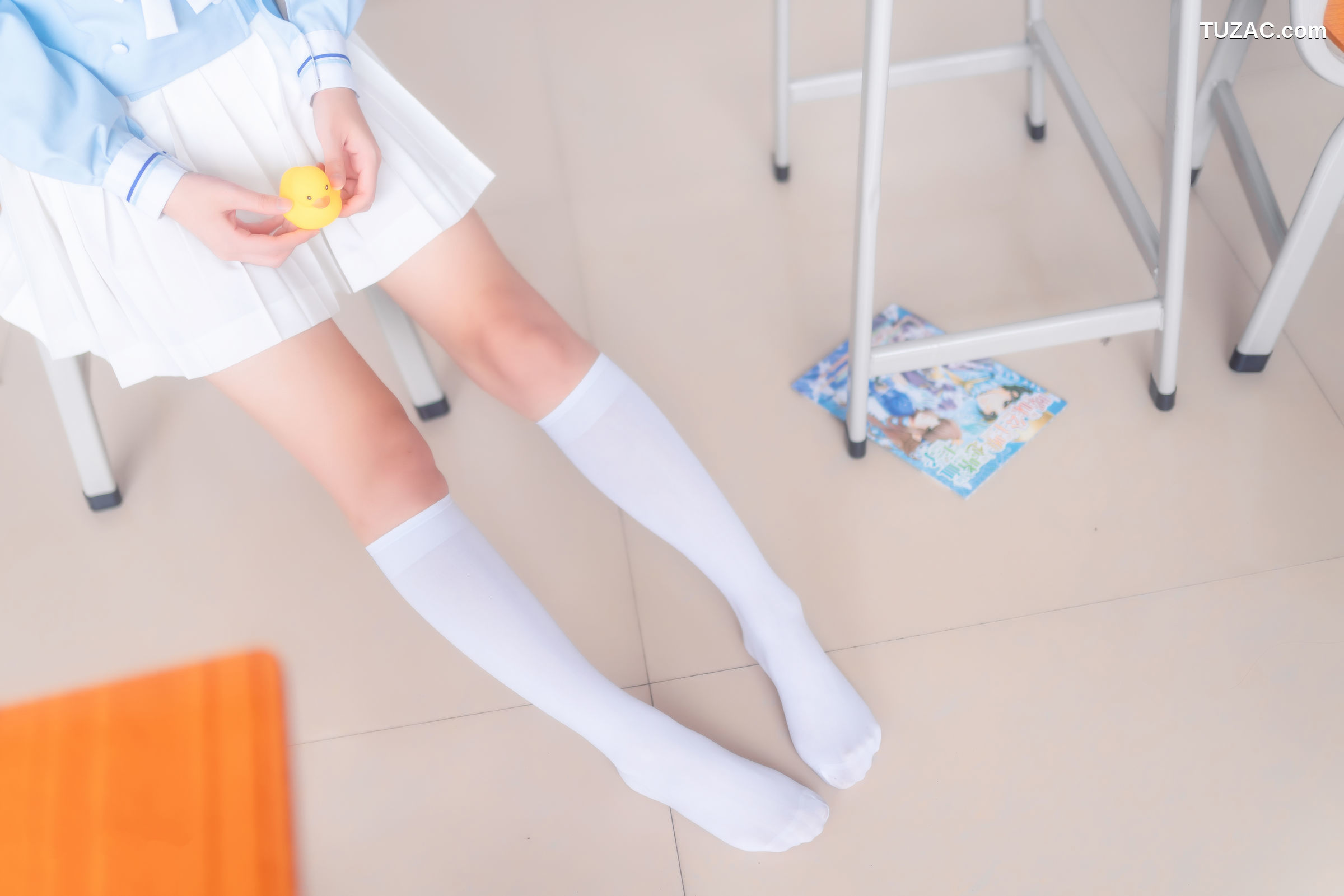 MTCos喵糖映画-Vol.009-《小黄鸭与白丝》