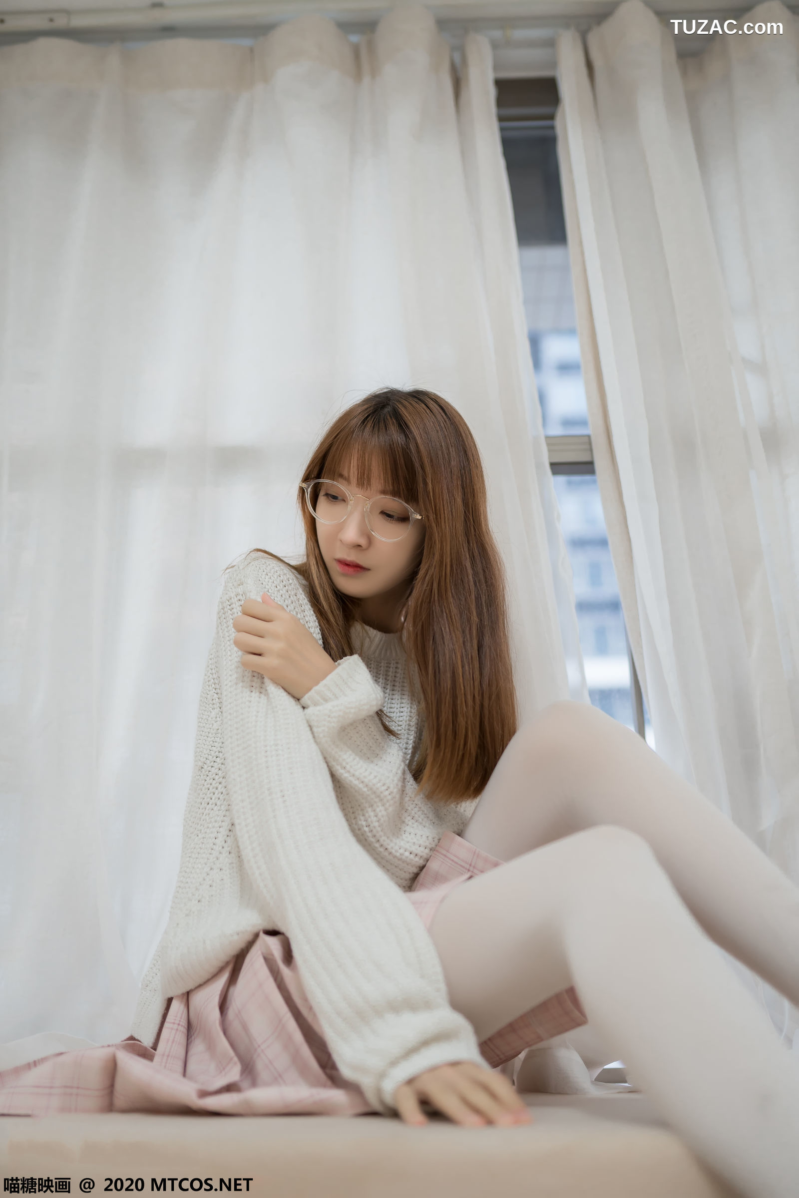 MTCos喵糖映画-Vol.077-《粉格裙的眼睛娘》