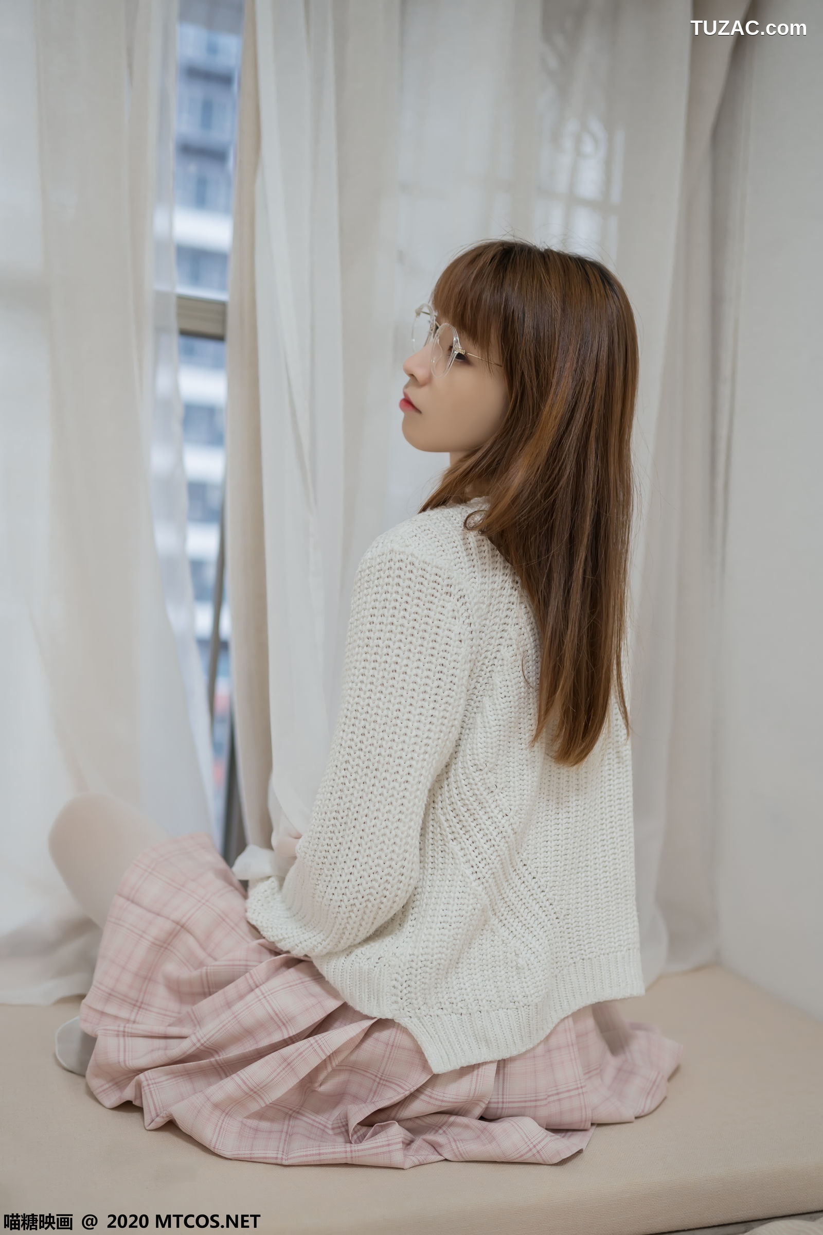 MTCos喵糖映画-Vol.077-《粉格裙的眼睛娘》