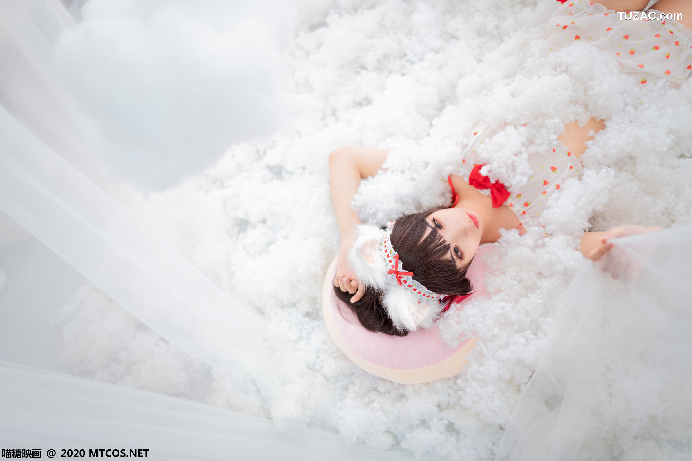 MTCos喵糖映画-Vol.155-《草莓印花小夜衣》