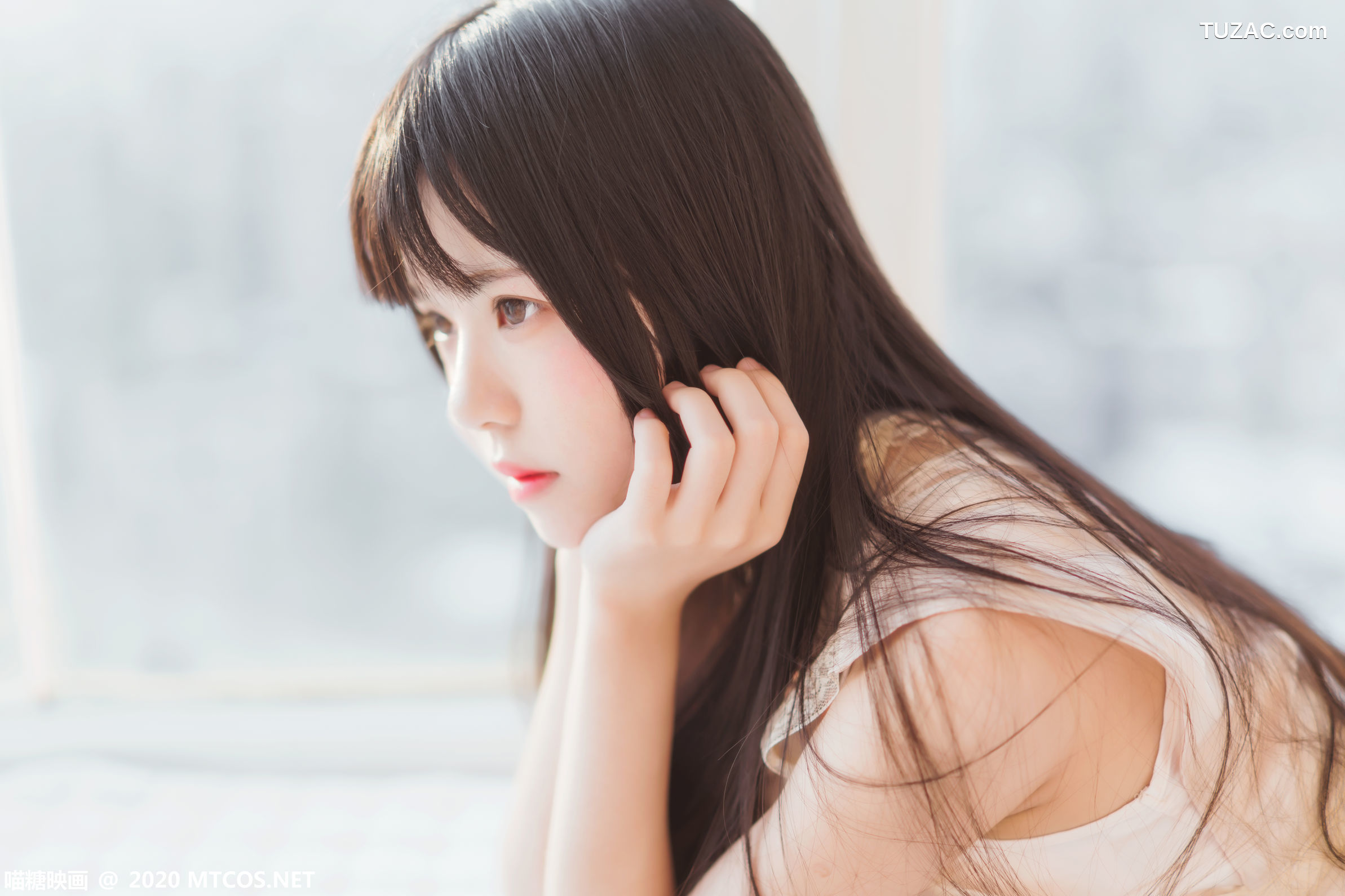 MTCos喵糖映画-Vol.226-《窗边女孩》