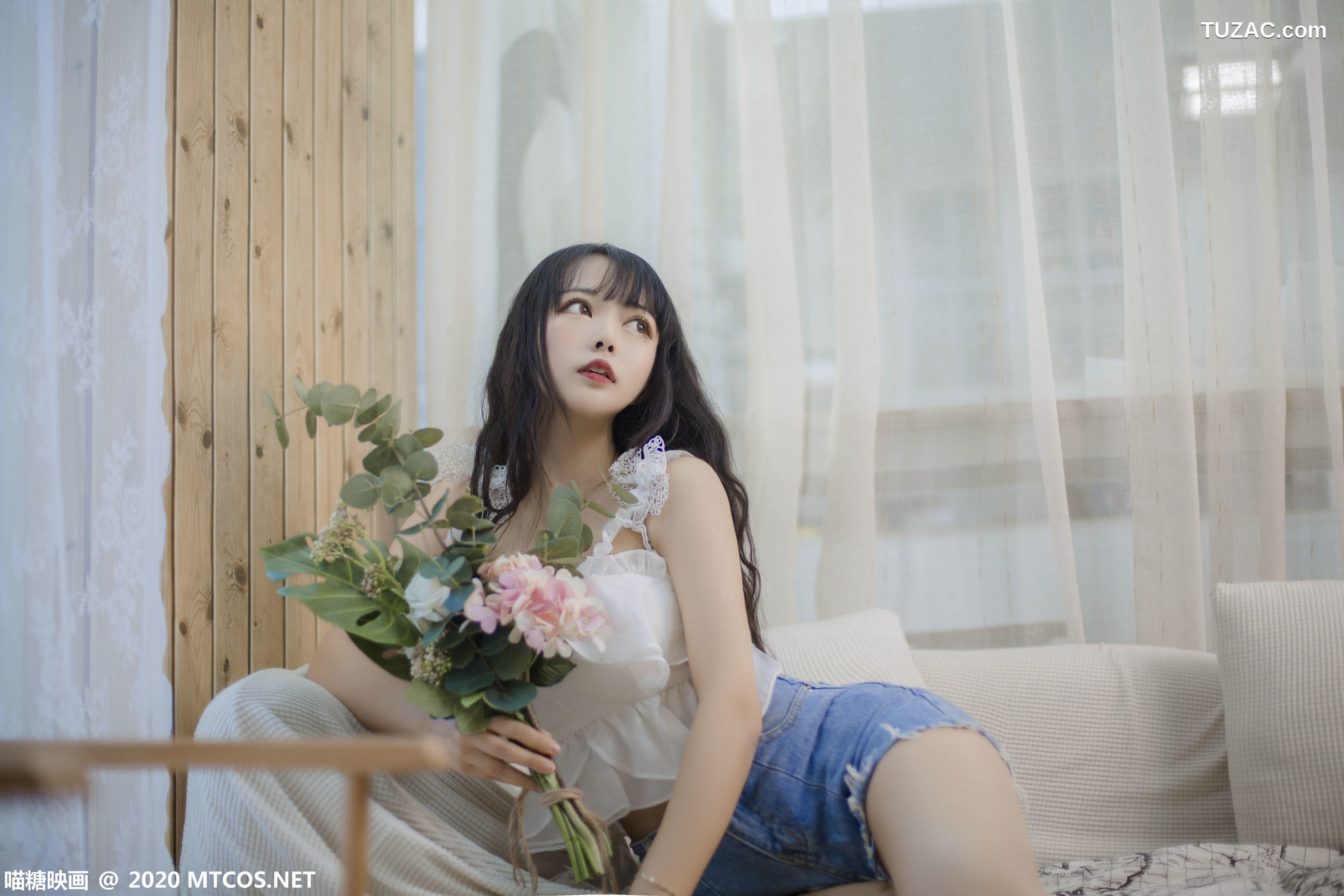 MTCos喵糖映画-Vol.288-《客厅少女》