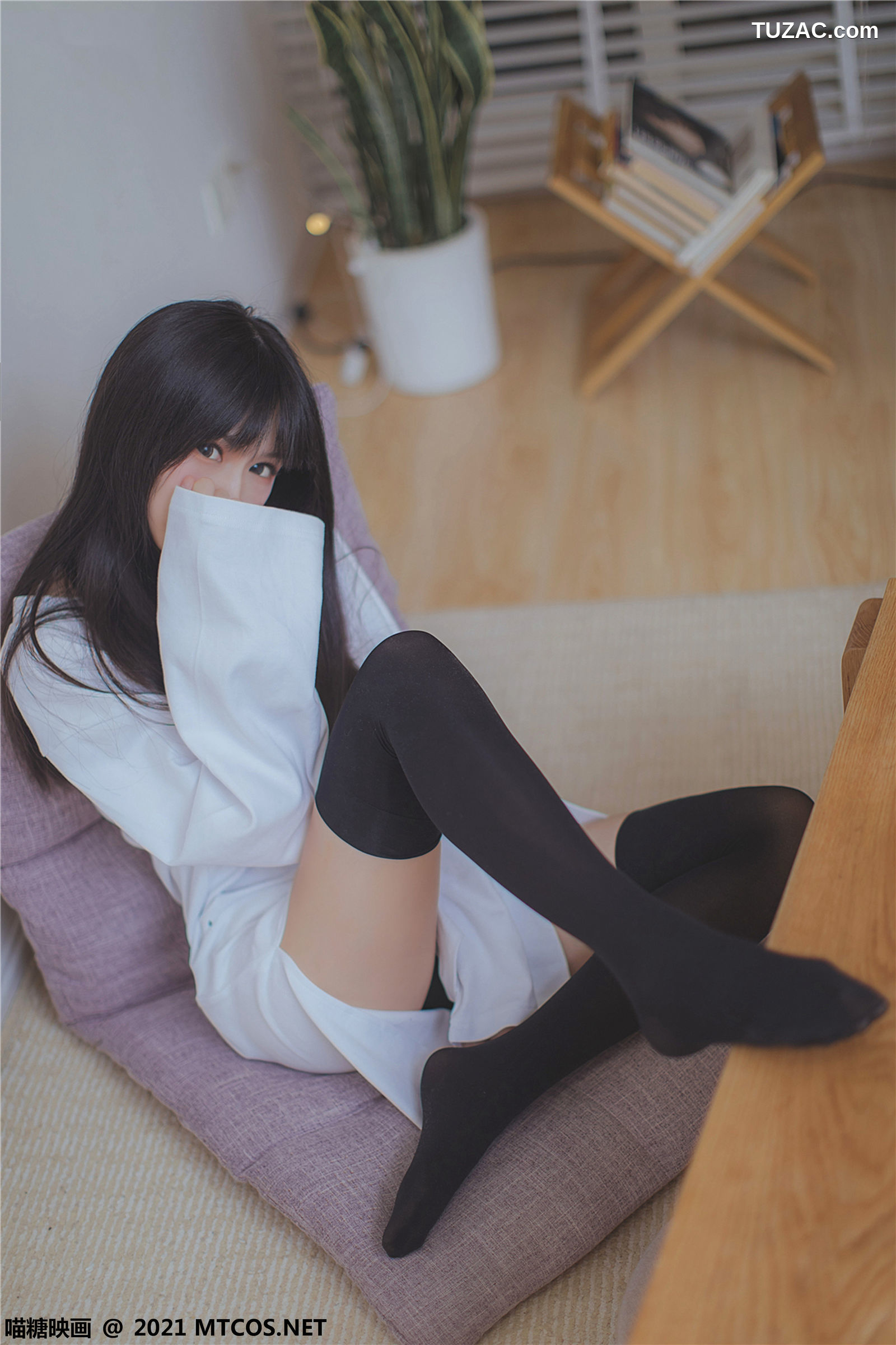 MTCos喵糖映画-Vol.403-《夏日白t》