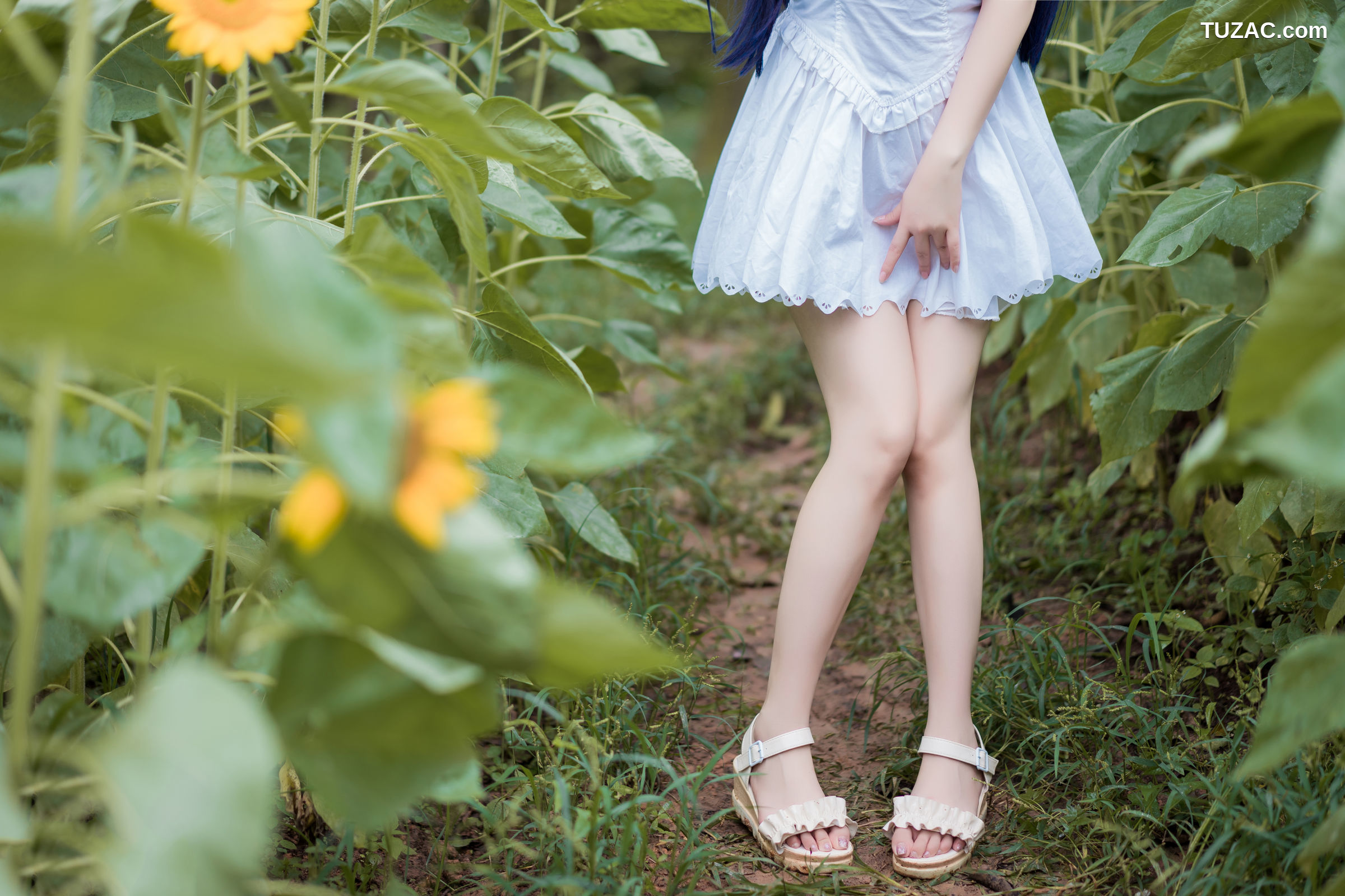 MTCos喵糖映画-Vol.414-《花园白裙