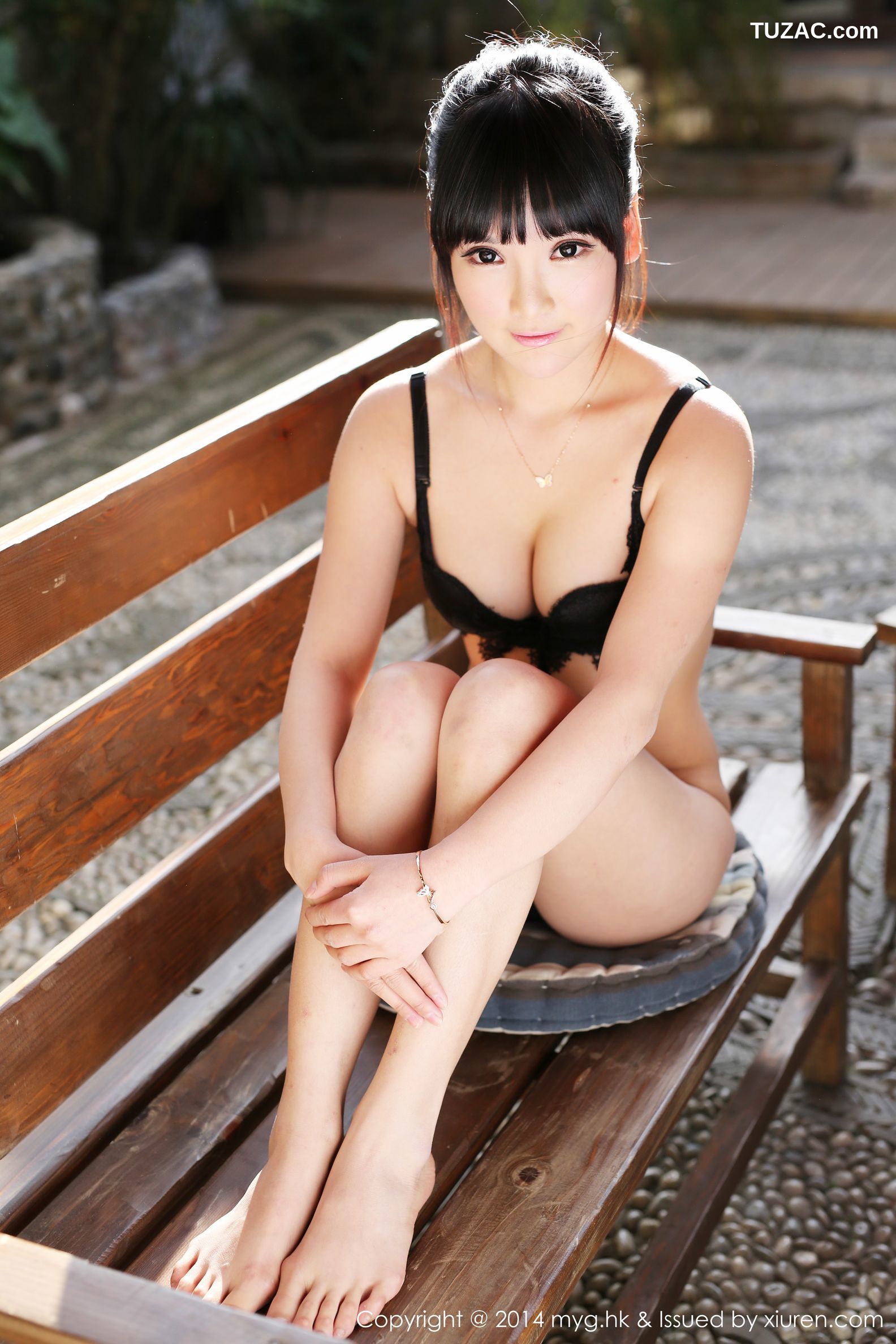 MyGirl美媛馆-070-妮儿Bluelabel-《外拍2套清新内衣》-2014.11.03