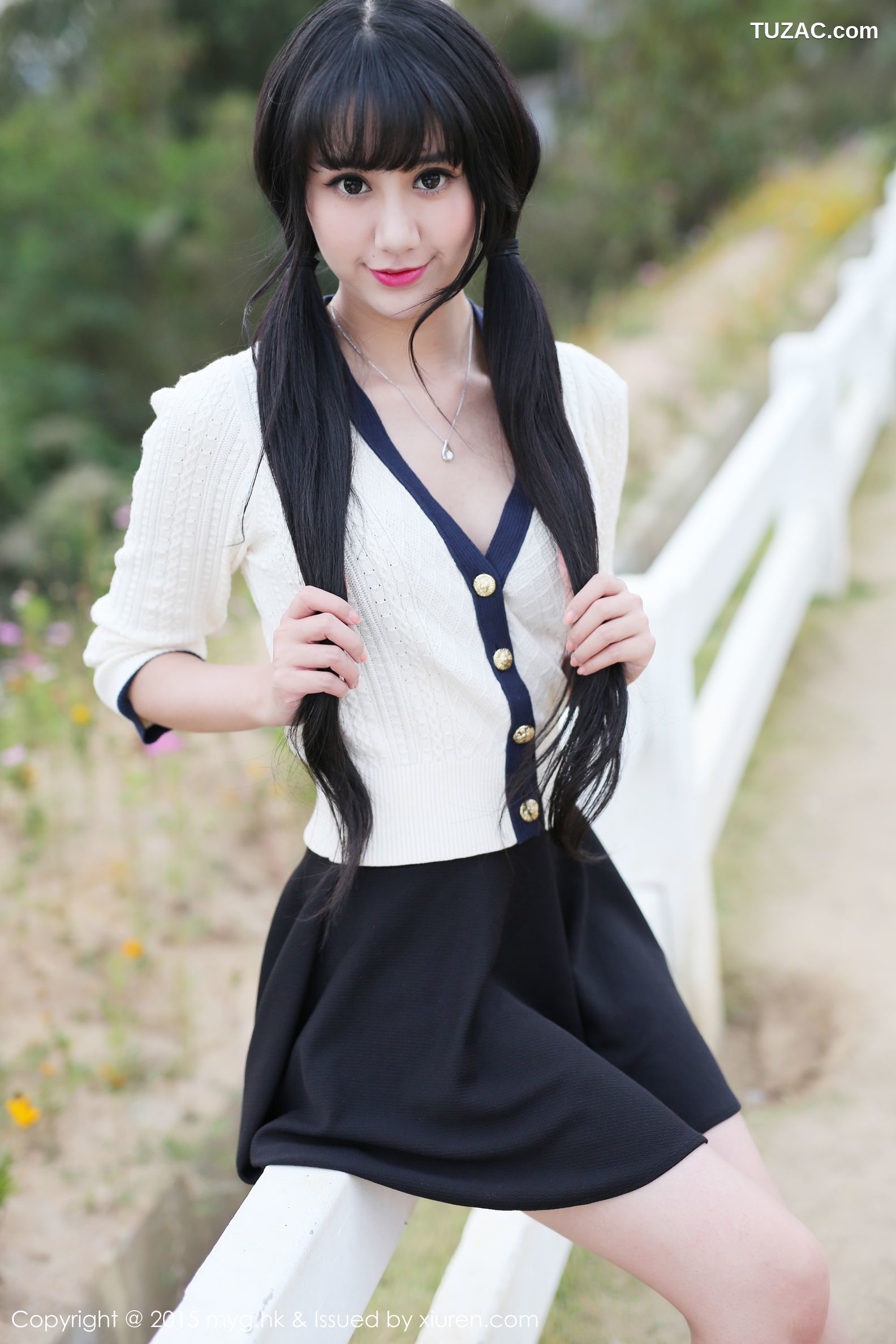 MyGirl美媛馆-102-杨晓青儿-《丁字裤翘臀-街拍系列》-2015.02.27