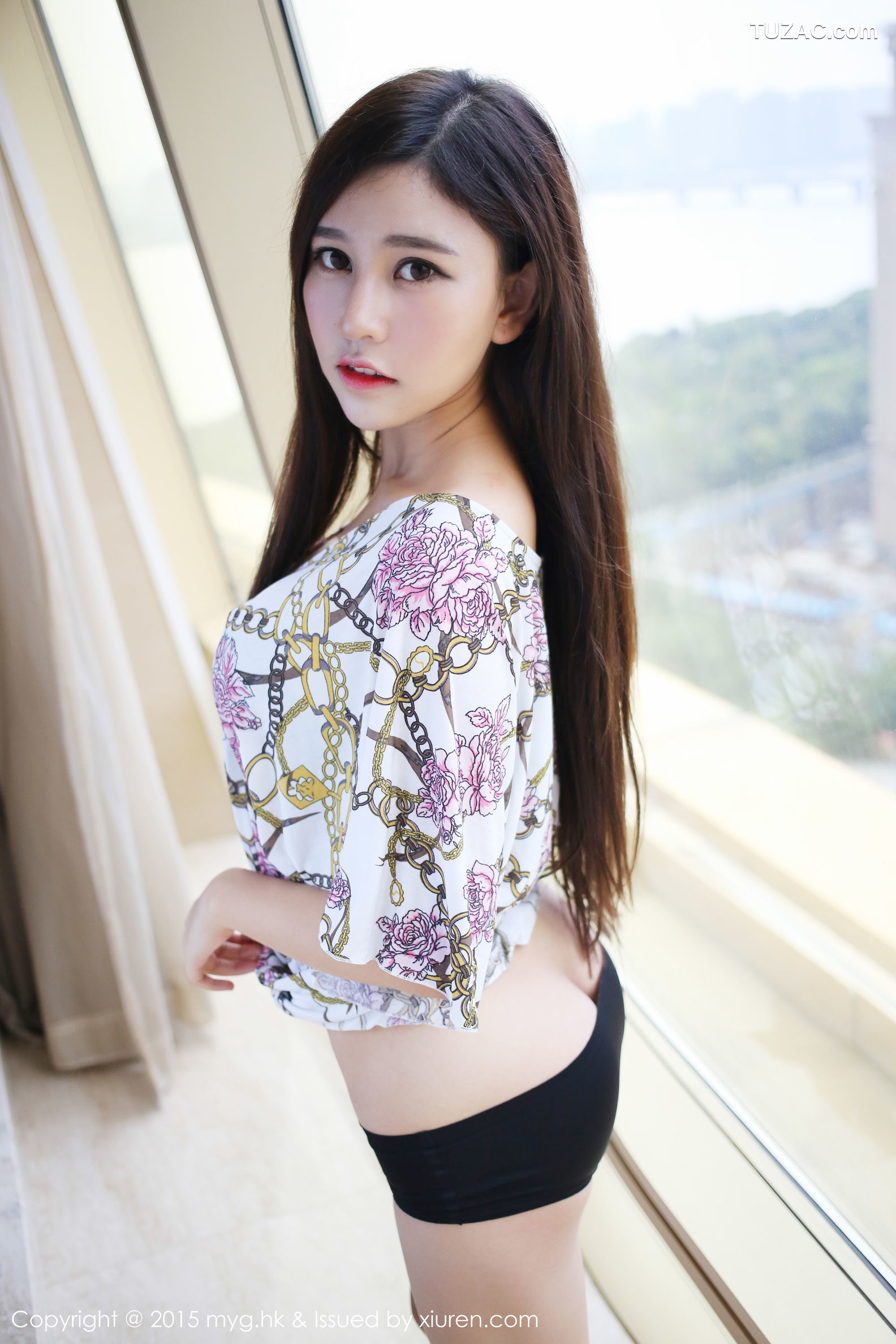 MyGirl美媛馆-139-Milk楚楚-《2套超短裙-内衣诱惑》-2015.08.16