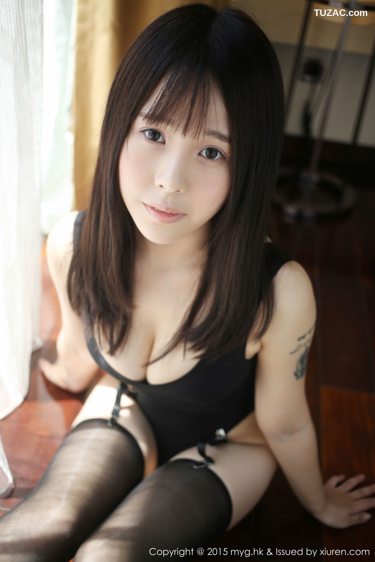 MyGirl美媛馆-166-艾莉-《高叉死库水-黑丝吊袜》-2015.10.21
