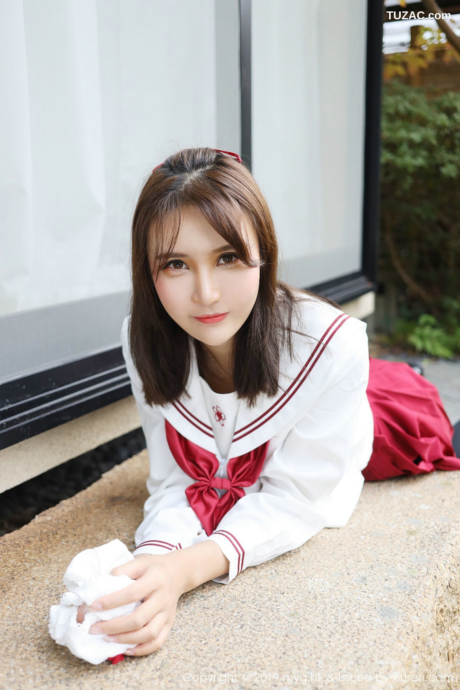 MyGirl美媛馆-341-尹菲-《户外拍摄的学生制服系列》-2019.01.16