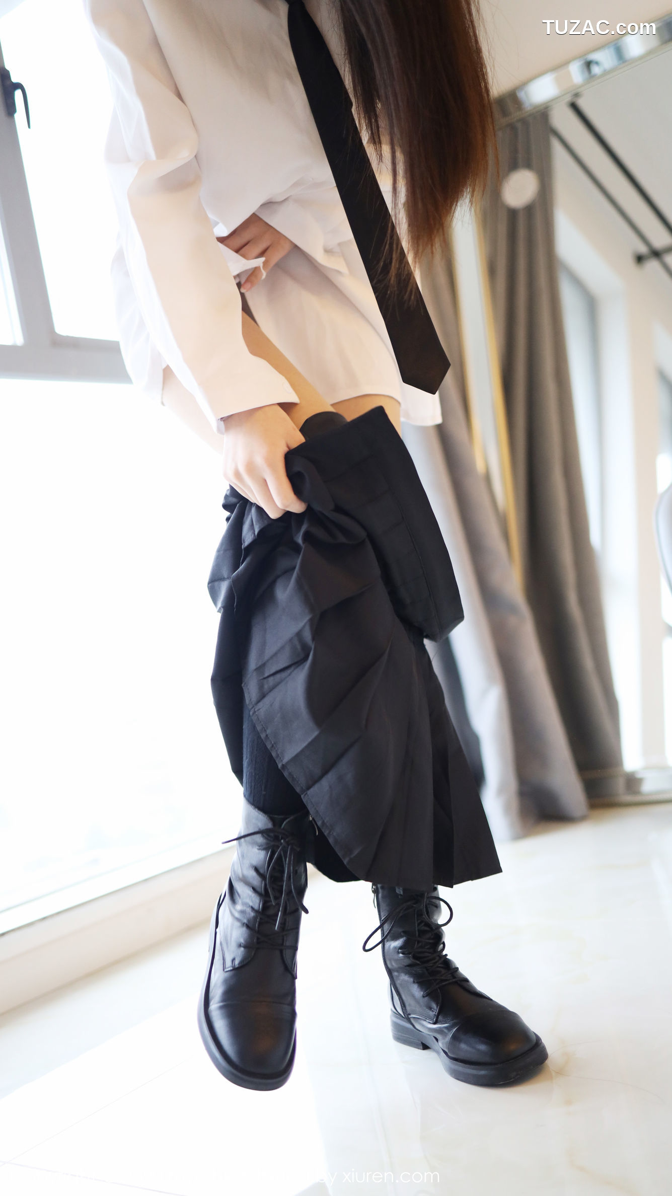 MyGirl美媛馆-439-Laura张小妮-《经典的JK制服》-2020.05.06