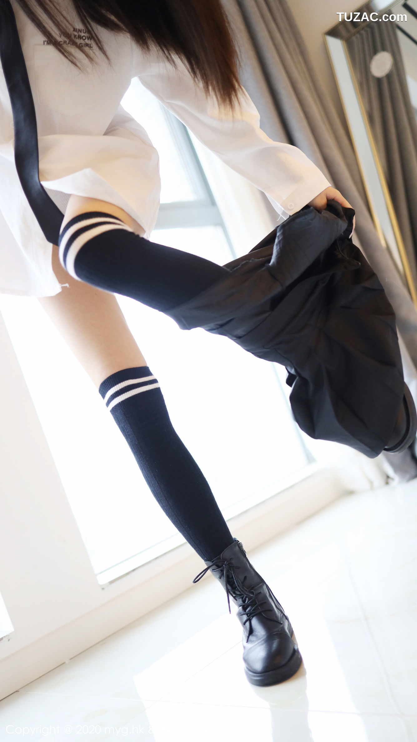 MyGirl美媛馆-439-Laura张小妮-《经典的JK制服》-2020.05.06