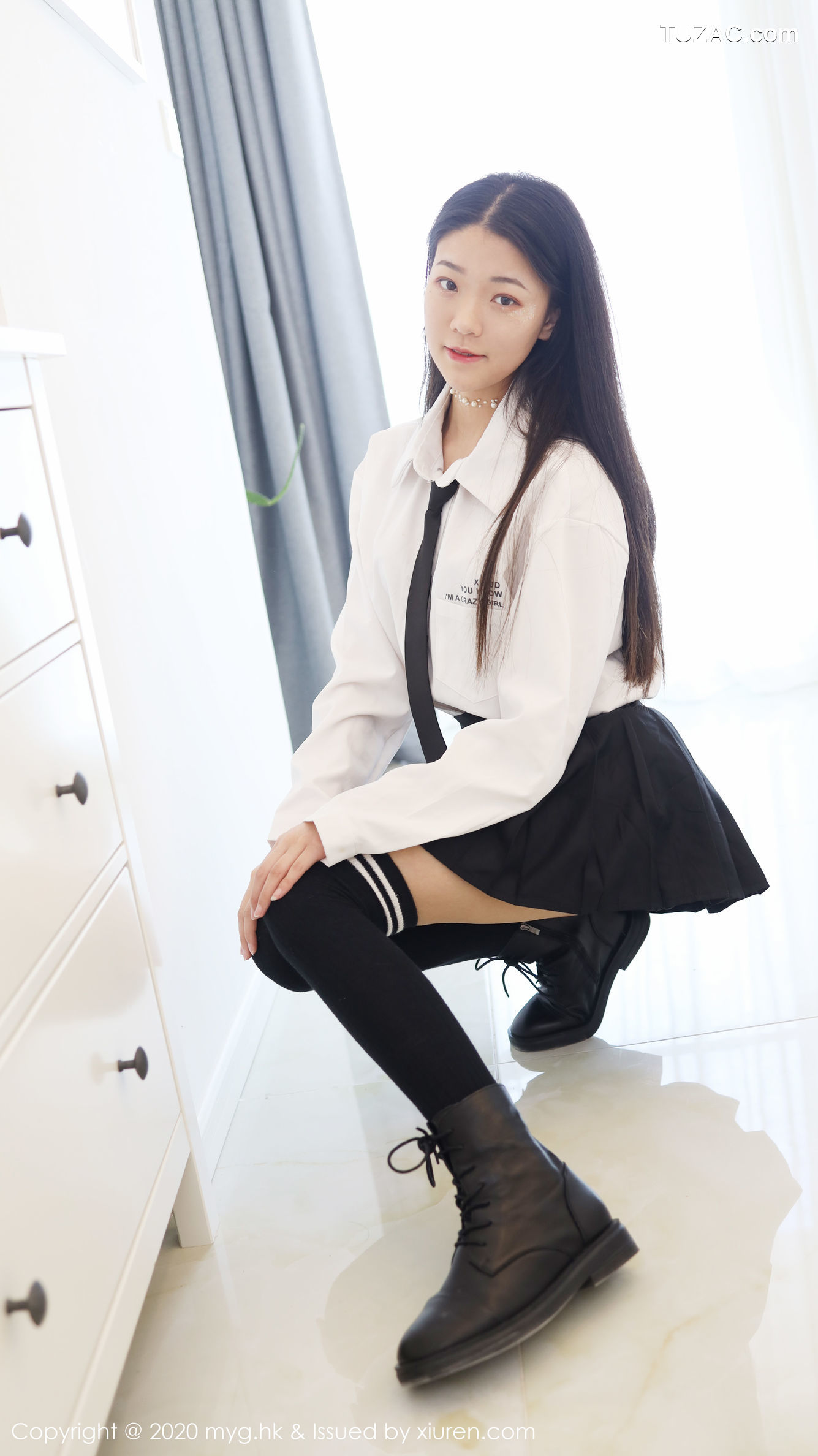 MyGirl美媛馆-439-Laura张小妮-《经典的JK制服》-2020.05.06