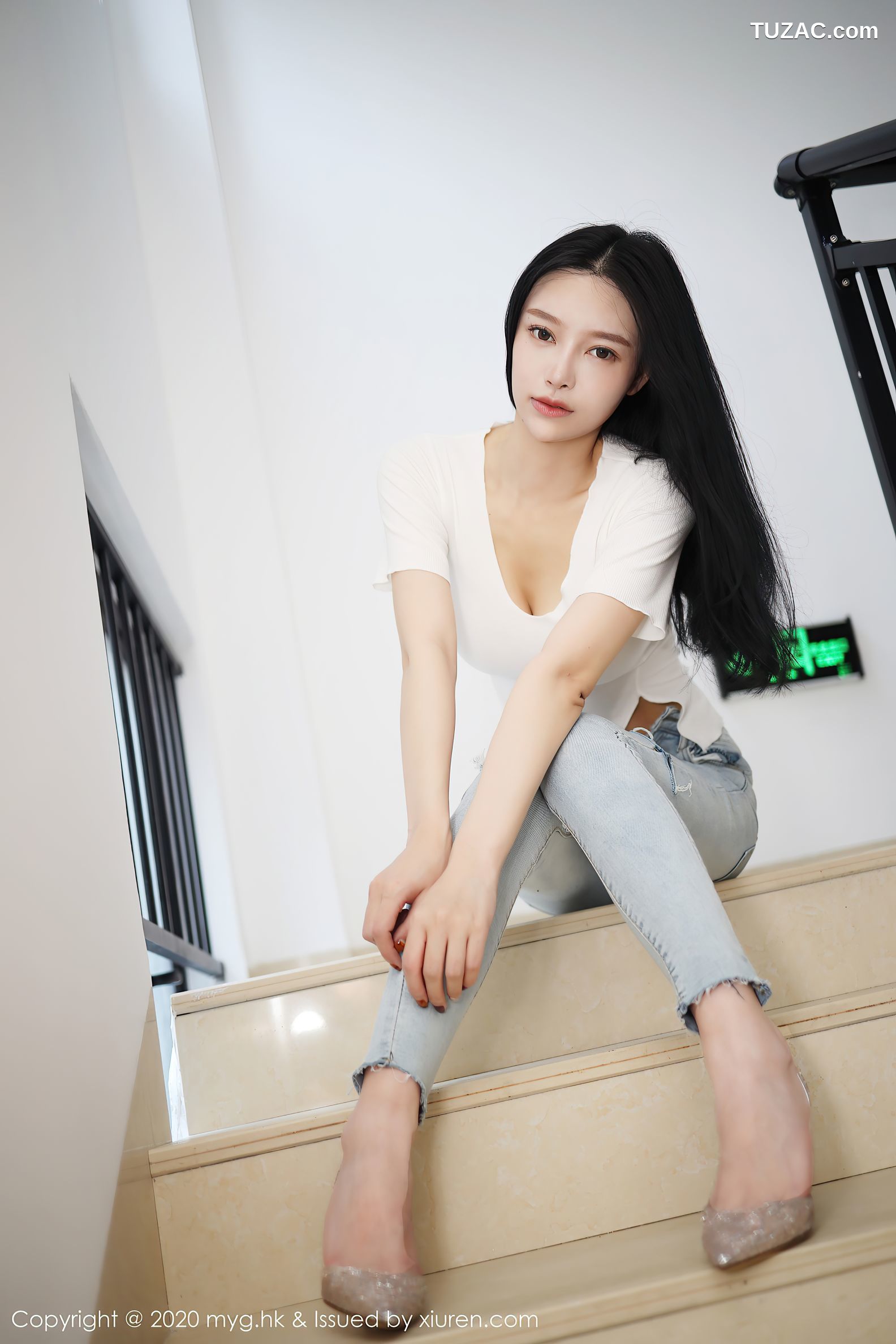 MyGirl美媛馆-459-唐琪儿-《修身牛仔裤勾勒的秀腿美臀》-2020.11.23
