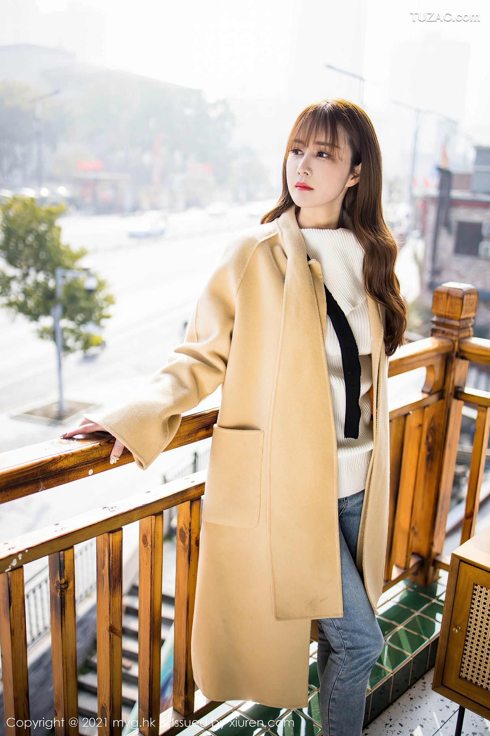 MyGirl美媛馆-487-小兜儿-米色大衣牛仔裤黑丝-2021.02.04