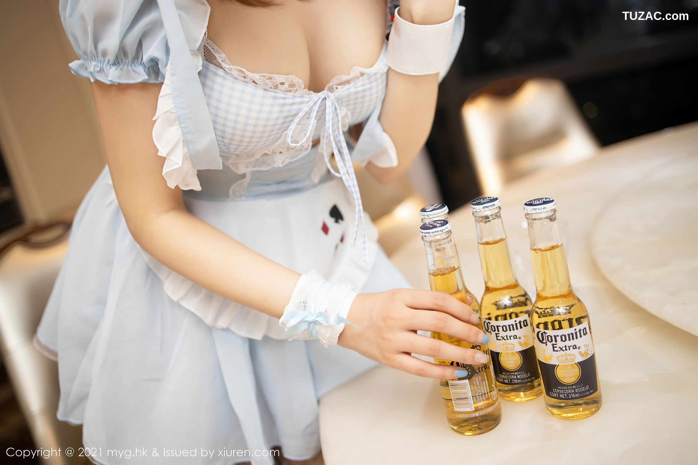 MyGirl美媛馆-504-绮里嘉-白色格子女仆装白丝网袜-2021.03.31