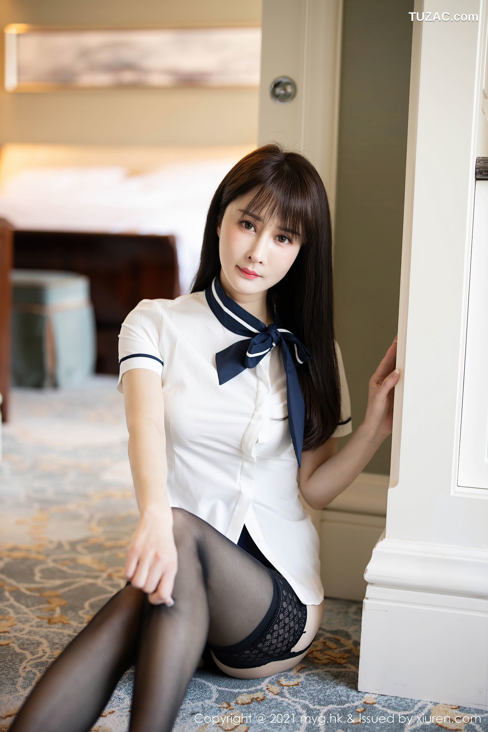 MyGirl美媛馆-505-蔡文钰-白衬衫黑短裙黑丝吊带袜-2021.04.01