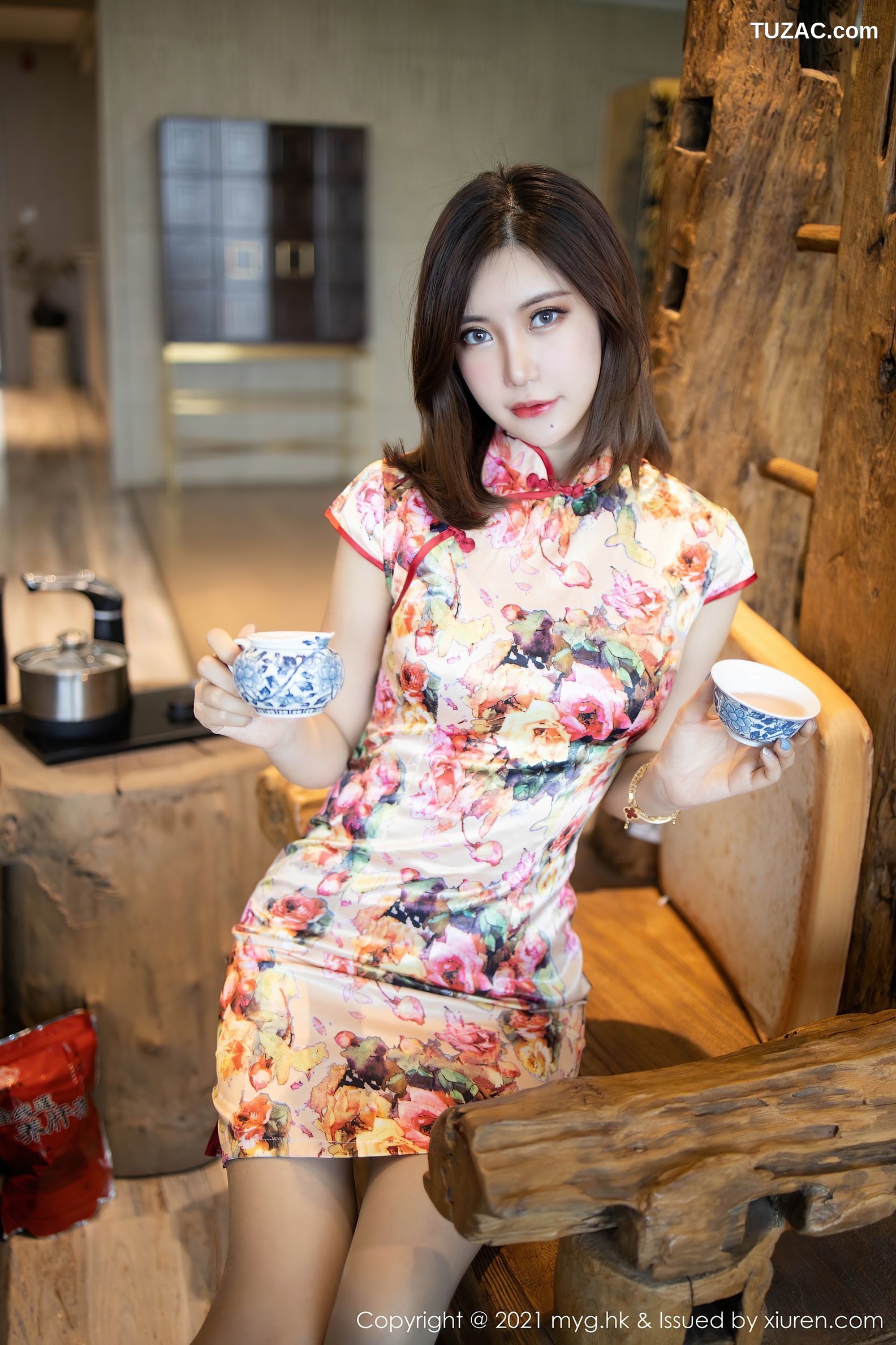 MyGirl美媛馆-508-绮里嘉-花色旗袍红色蕾丝内衣-2021.04.08