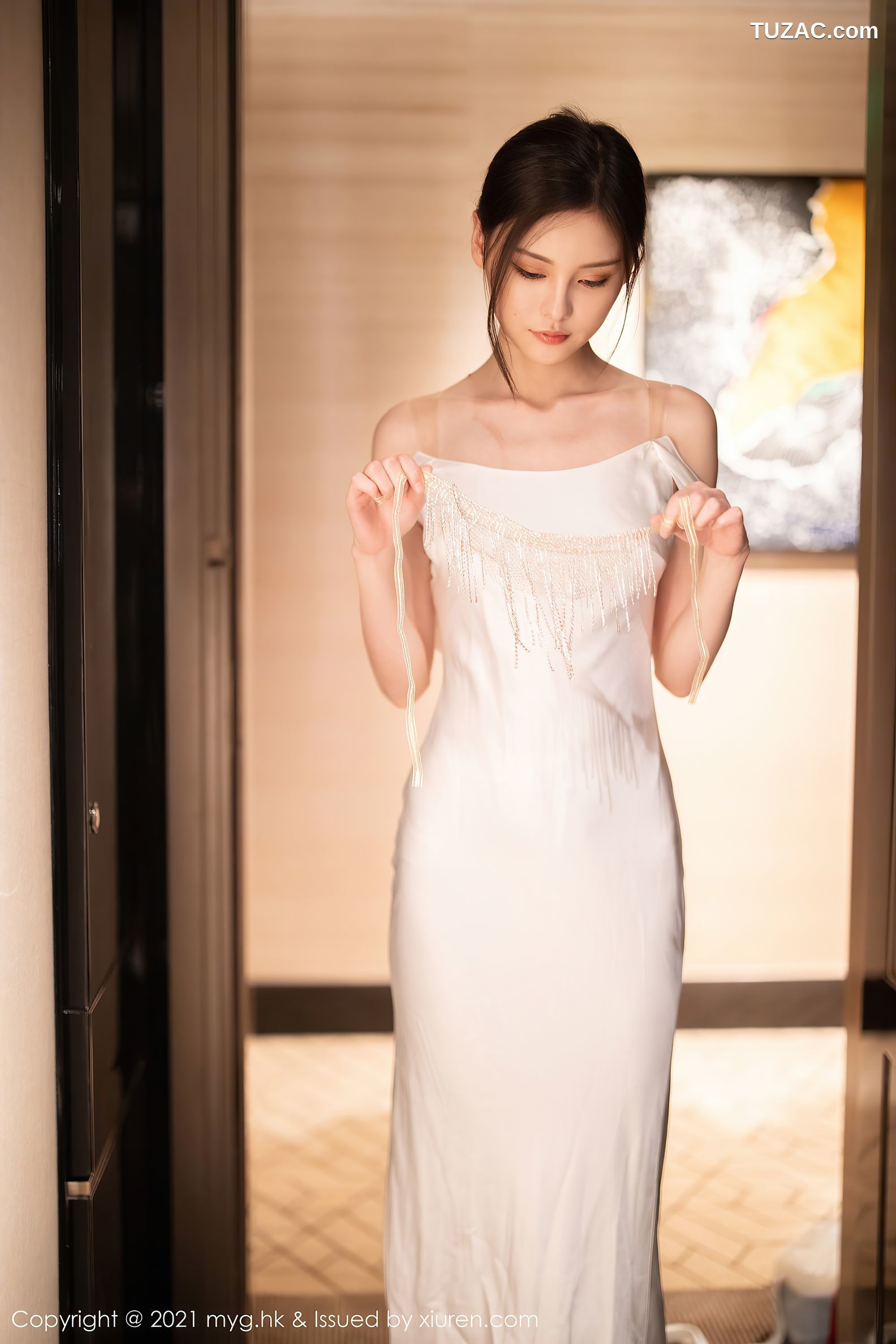 MyGirl美媛馆-552-小夕Juju-江浙沪旅拍白色新娘礼服肉丝-2021.07.09