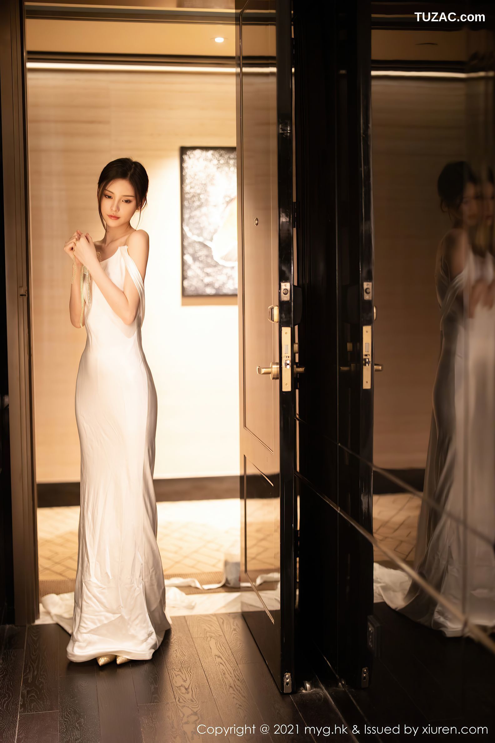 MyGirl美媛馆-552-小夕Juju-江浙沪旅拍白色新娘礼服肉丝-2021.07.09