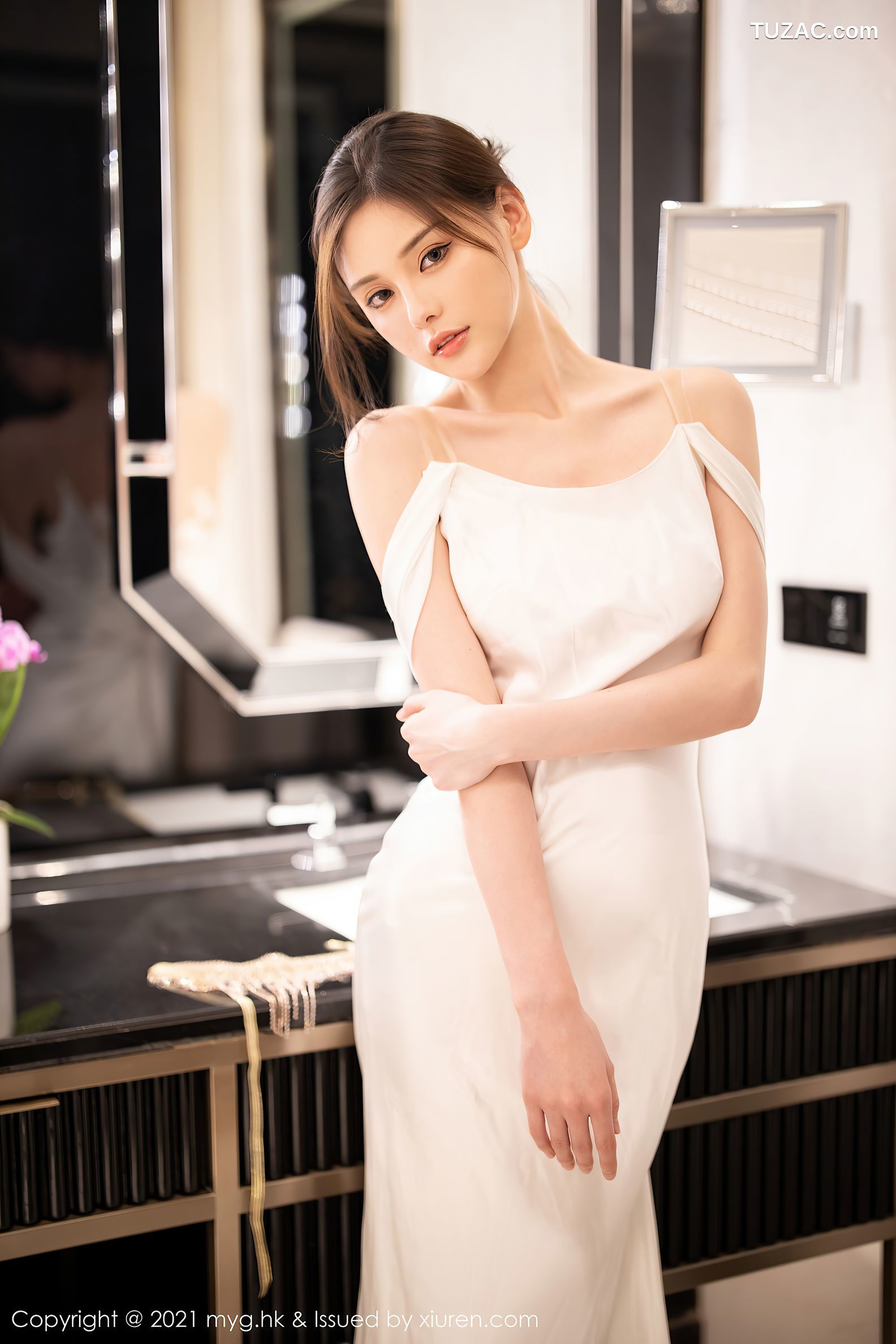 MyGirl美媛馆-552-小夕Juju-江浙沪旅拍白色新娘礼服肉丝-2021.07.09
