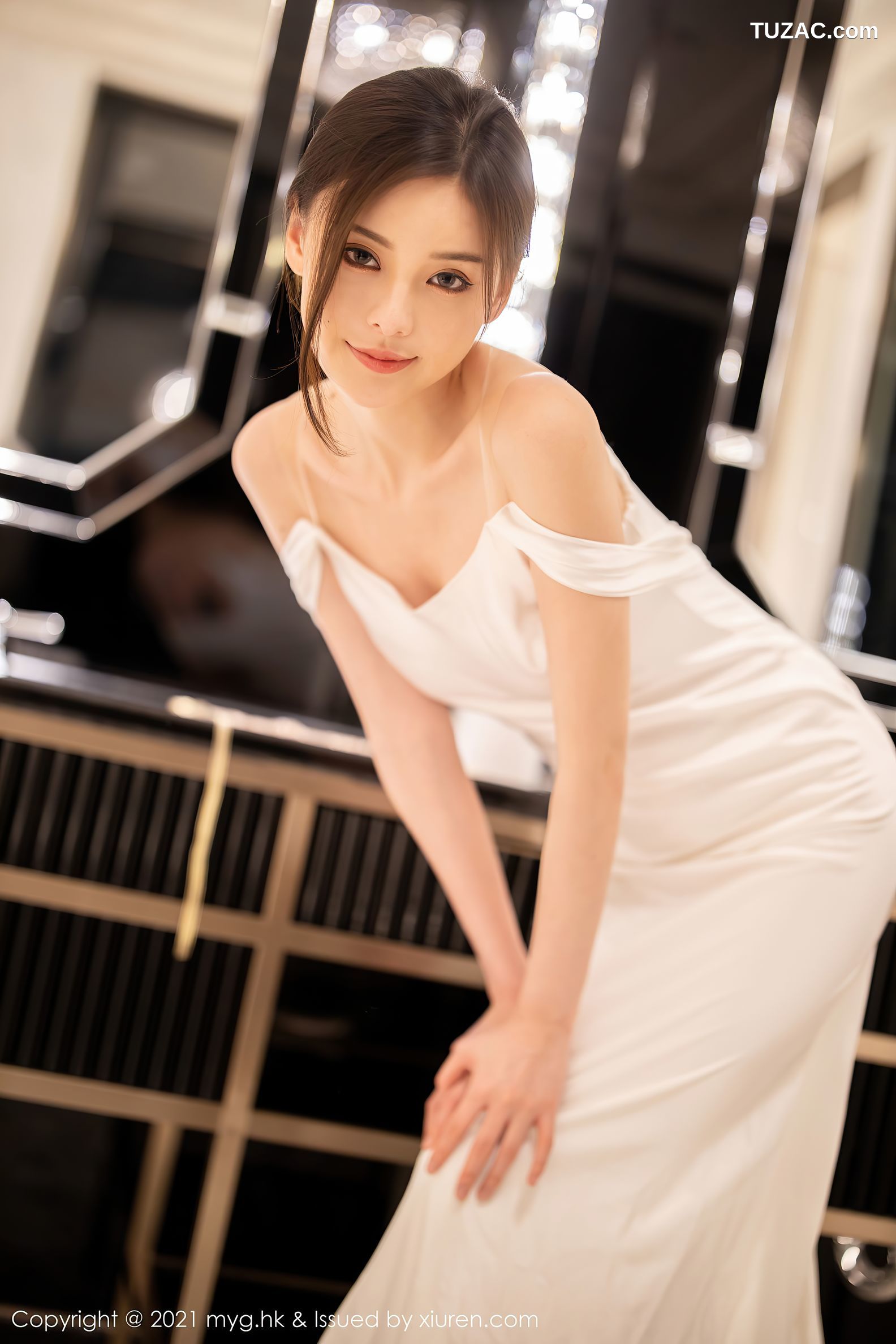 MyGirl美媛馆-552-小夕Juju-江浙沪旅拍白色新娘礼服肉丝-2021.07.09