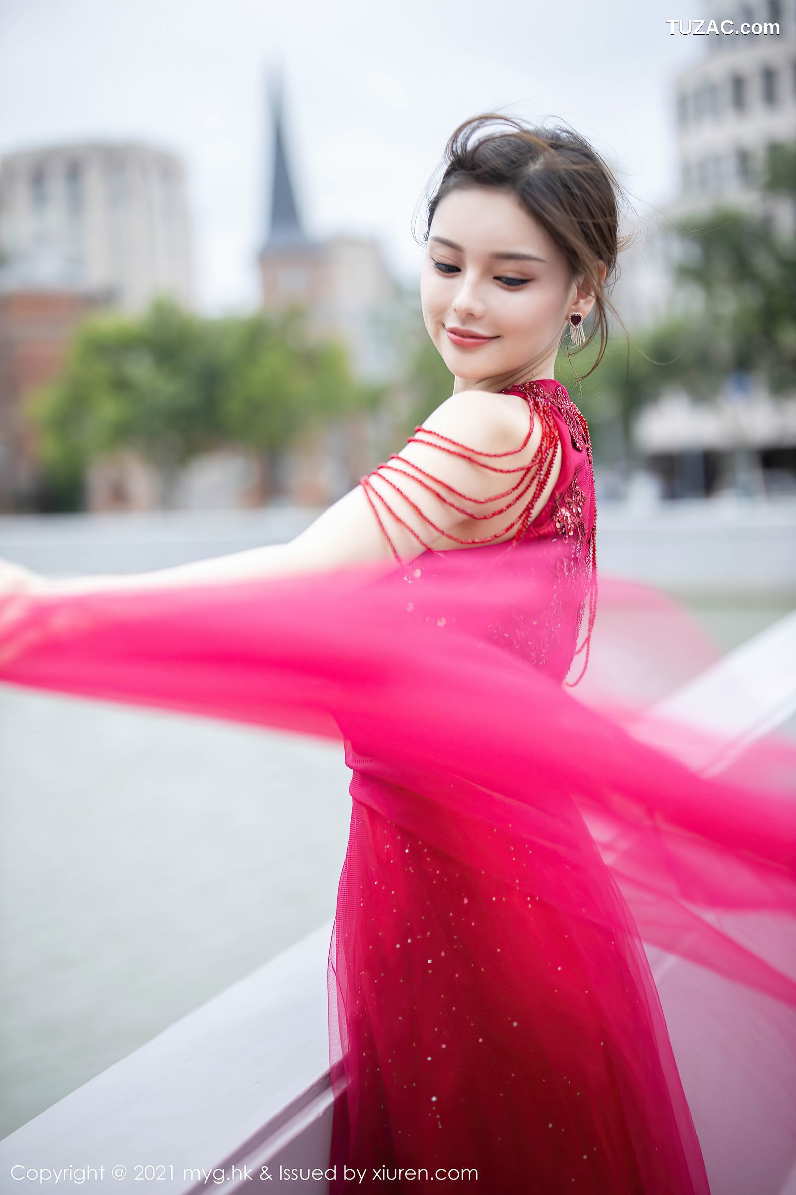 MyGirl美媛馆-560-小夕Juju-江浙沪旅拍红色长裙红内衣白丝吊带袜-2021.07.21