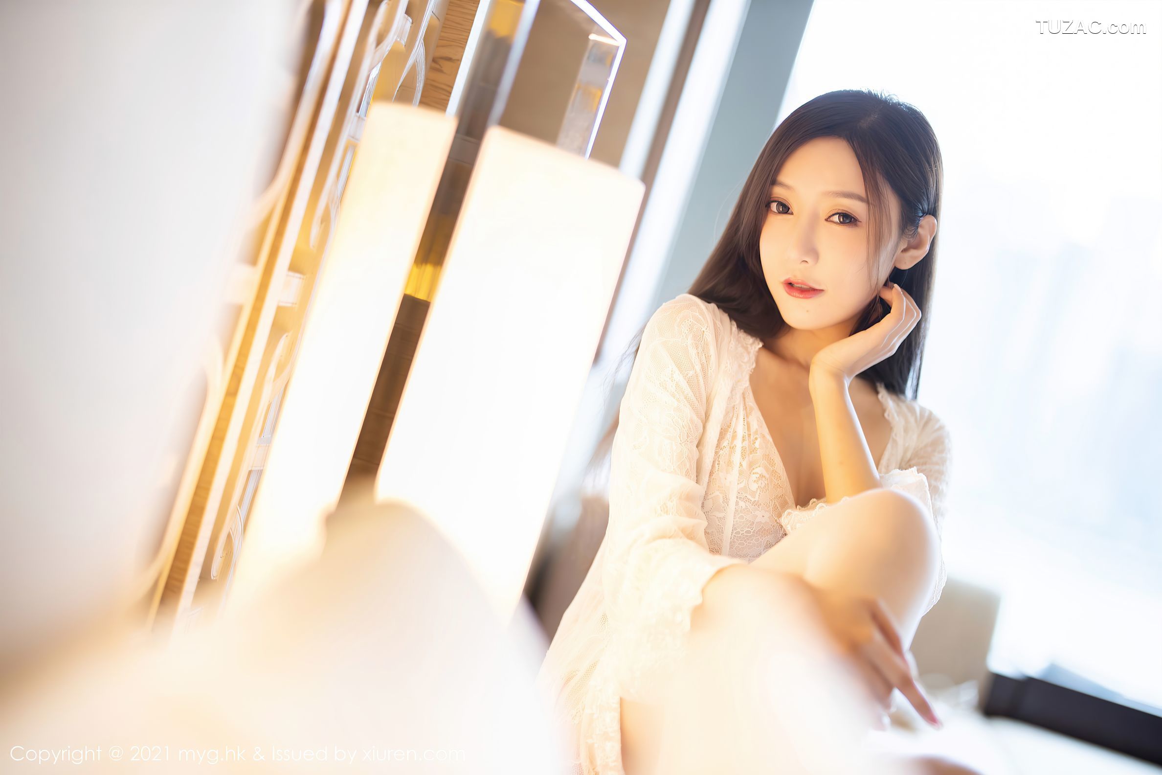 MyGirl美媛馆-564-王馨瑶Yanni-江浙沪旅拍白色缕空连衣裙吊带袜白丝-2021.07.29