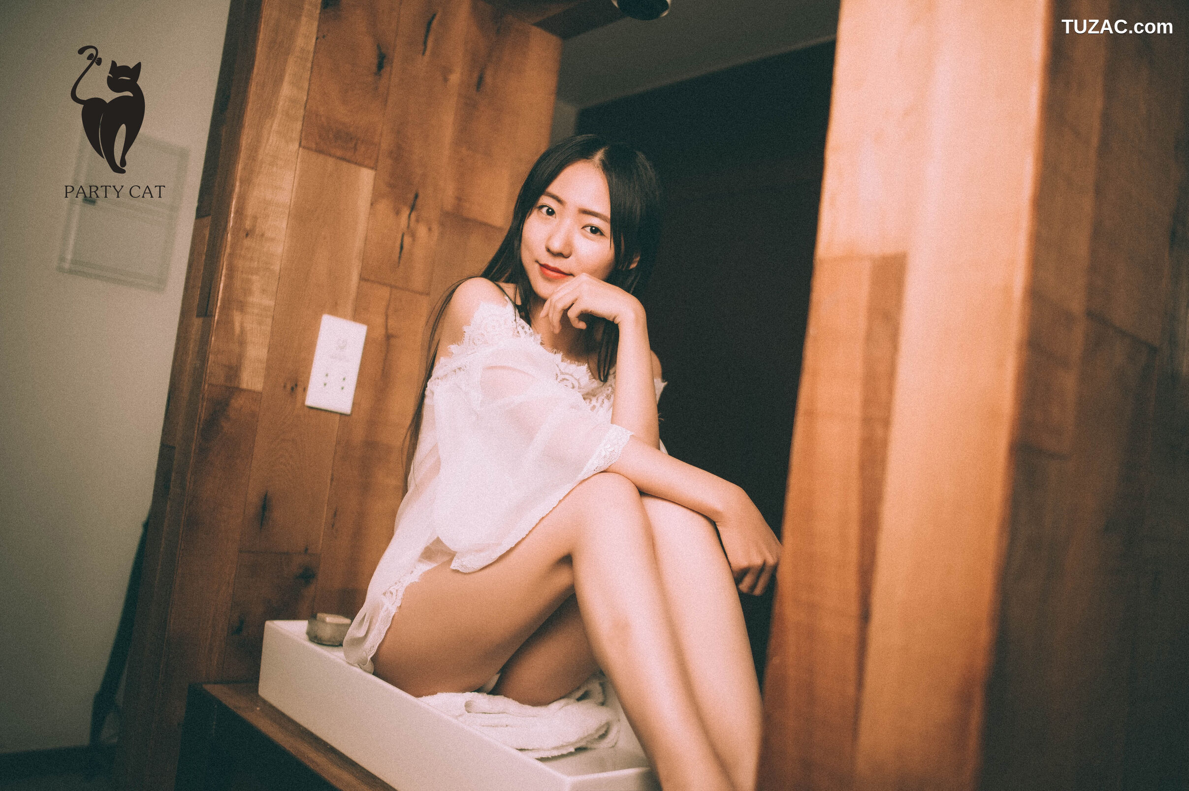 PartyCat轰趴猫-Vol.011-倩倩-2017.12.01
