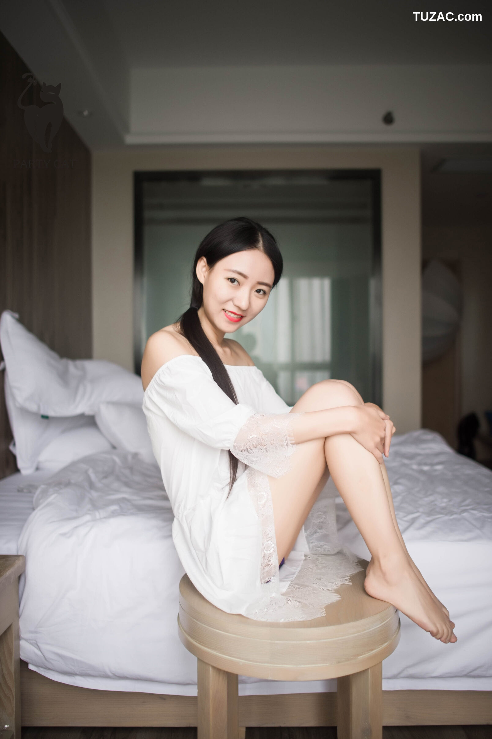 PartyCat轰趴猫-Vol.011-倩倩-2017.12.01