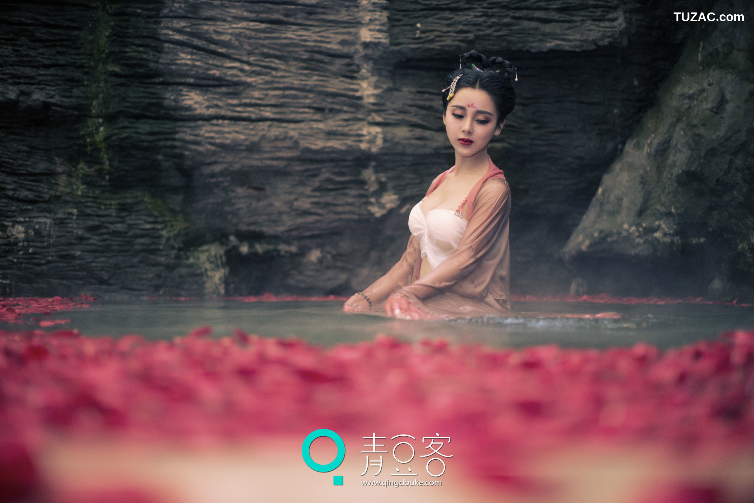 Qingdouke青豆客-梁晶莹-李珂-女神驾到-之武媚娘传奇-峨眉山红珠山温泉-2015.05.07