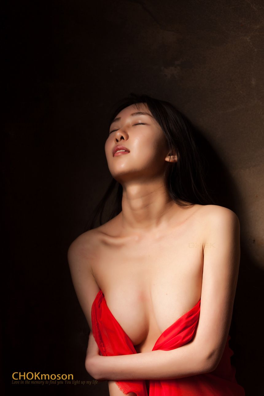 [CHOKmoson]李新外景荒野脱无圣光套图[62P]