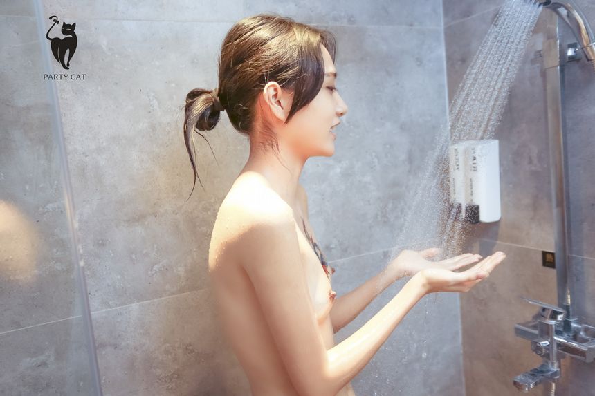 [PARTYCAT]轰趴猫白金刊丰臀嫩模无圣光套图（四）[85P]