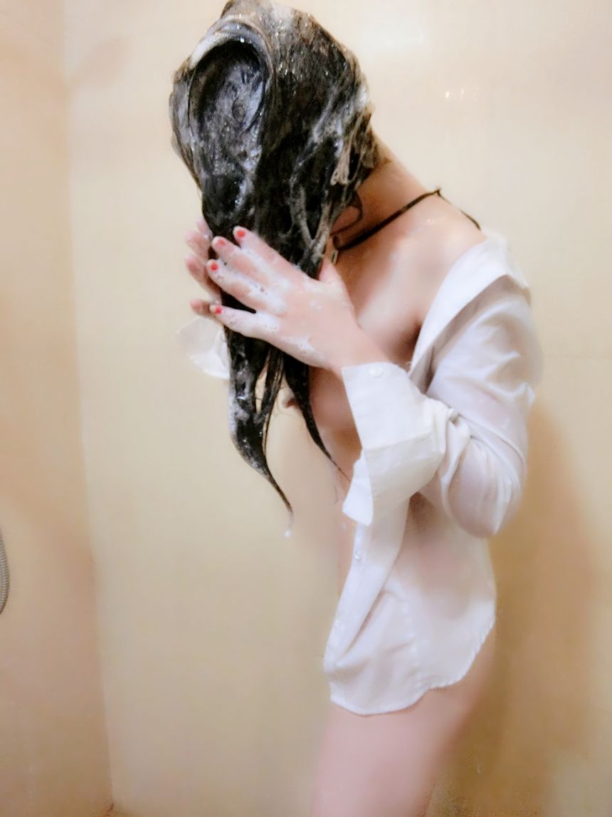 PR社极品大胸麻酥酥哟去隔壁家借水无圣光套图[40P]