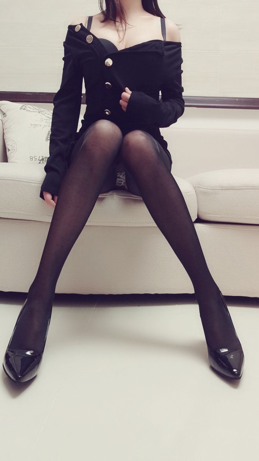 PR社极品大胸麻酥酥哟痴女游戏VIP无圣光套图[40P]