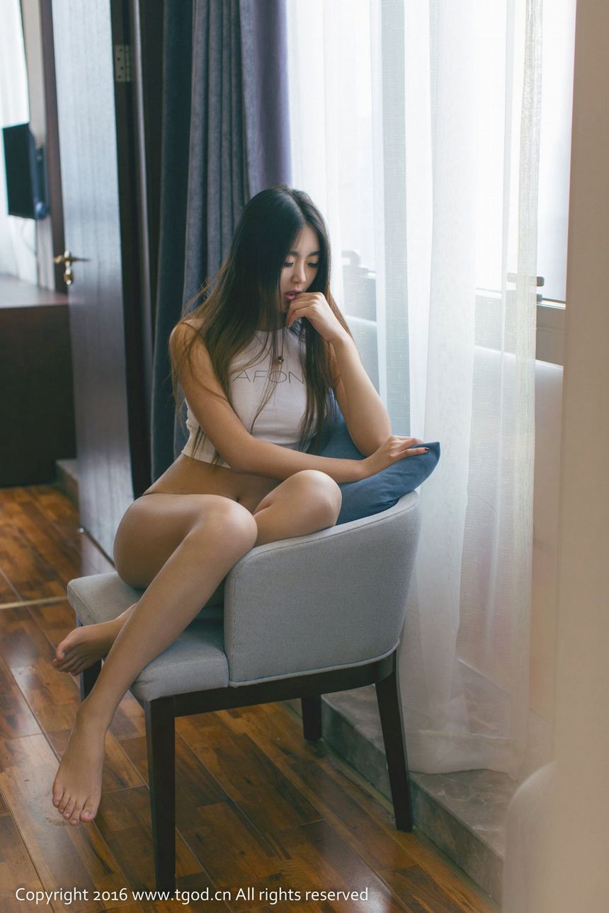 [TGOD推女神]甜心萝莉 可乐Vicky[47P]