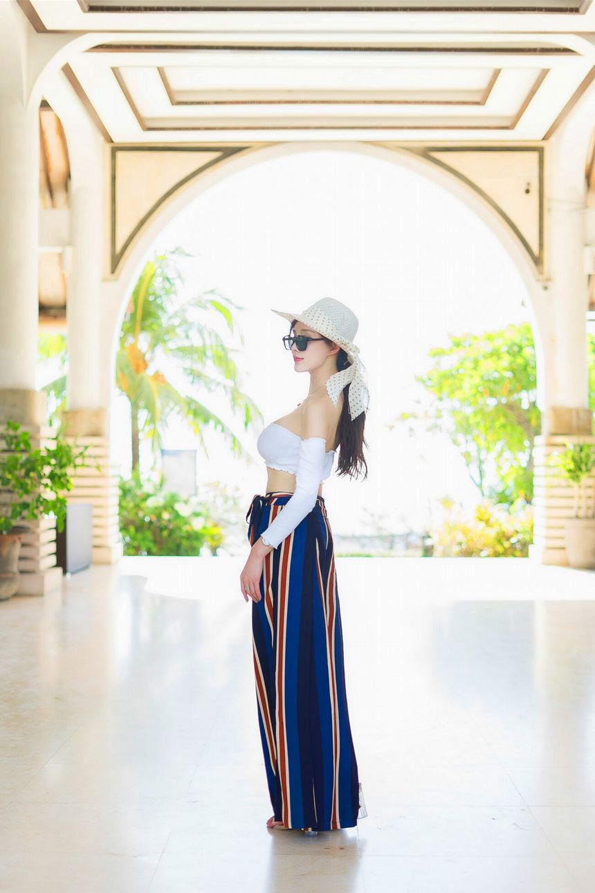 [XiuRen]秀人网周妍希私拍大尺度套图[96P]