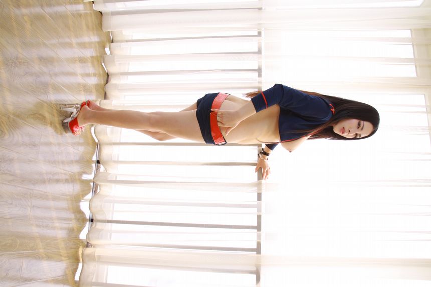 [XiuRen]秀人网杨依私拍无圣光套图（二）[100P]