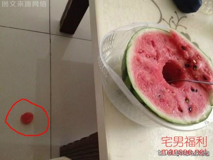 【内涵销魂图】又一波妹纸来袭，开车姿势太销魂了！